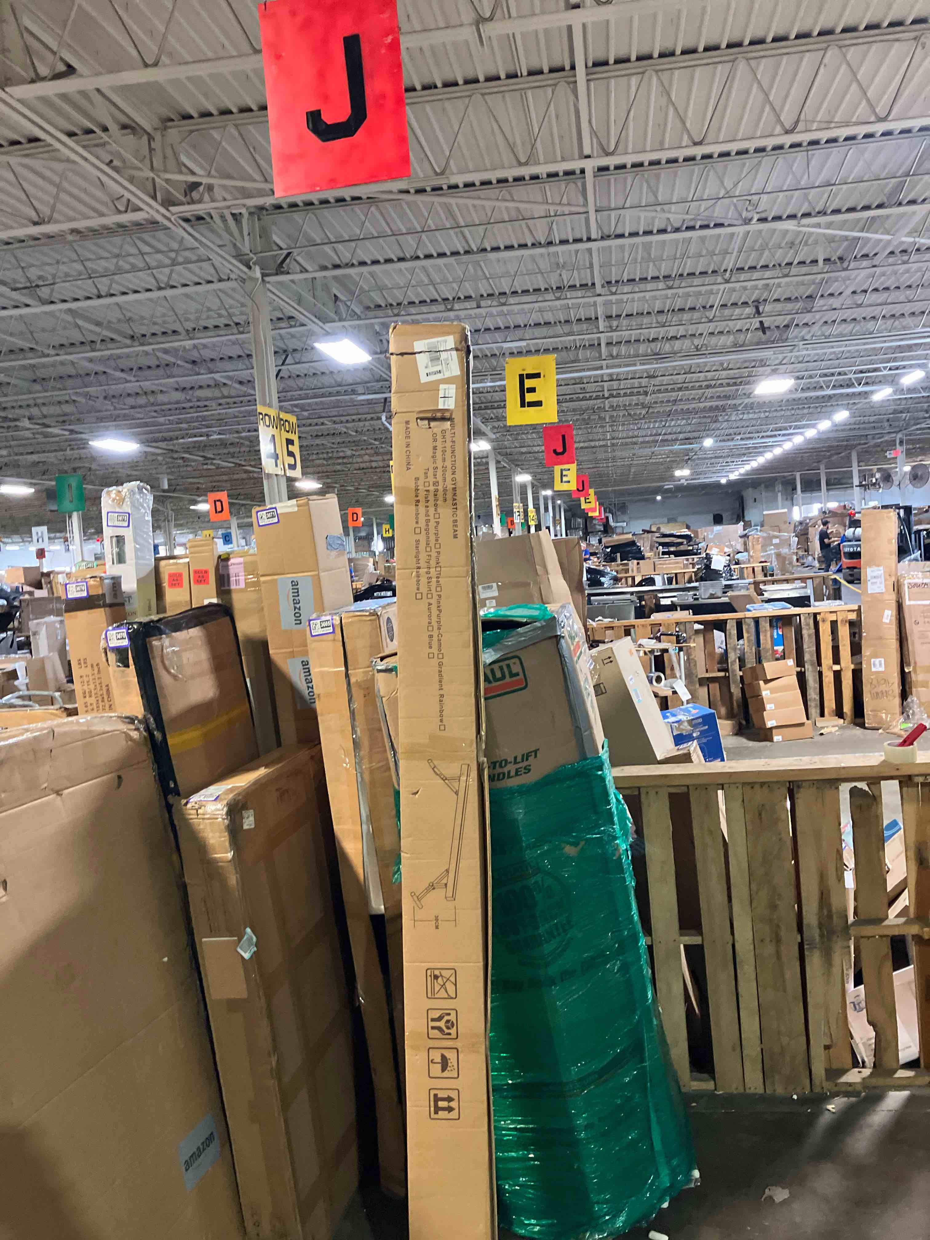 https://s3.amazonaws.com/lotting-images-prod/phillipi/PPE2343662_1752858706825.jpeg
