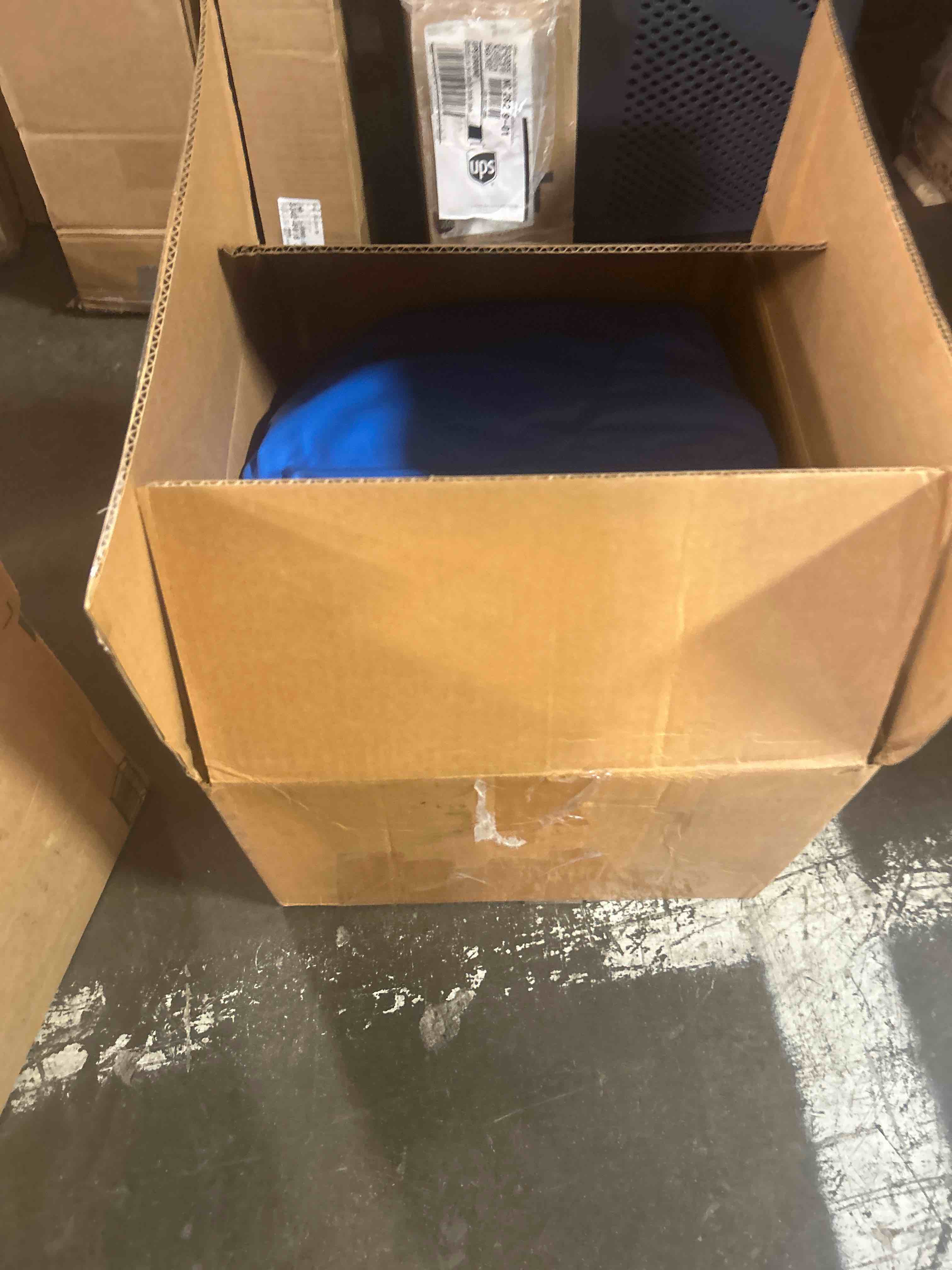 https://s3.amazonaws.com/lotting-images-prod/phillipi/PPE2343717_1752867513654.jpeg