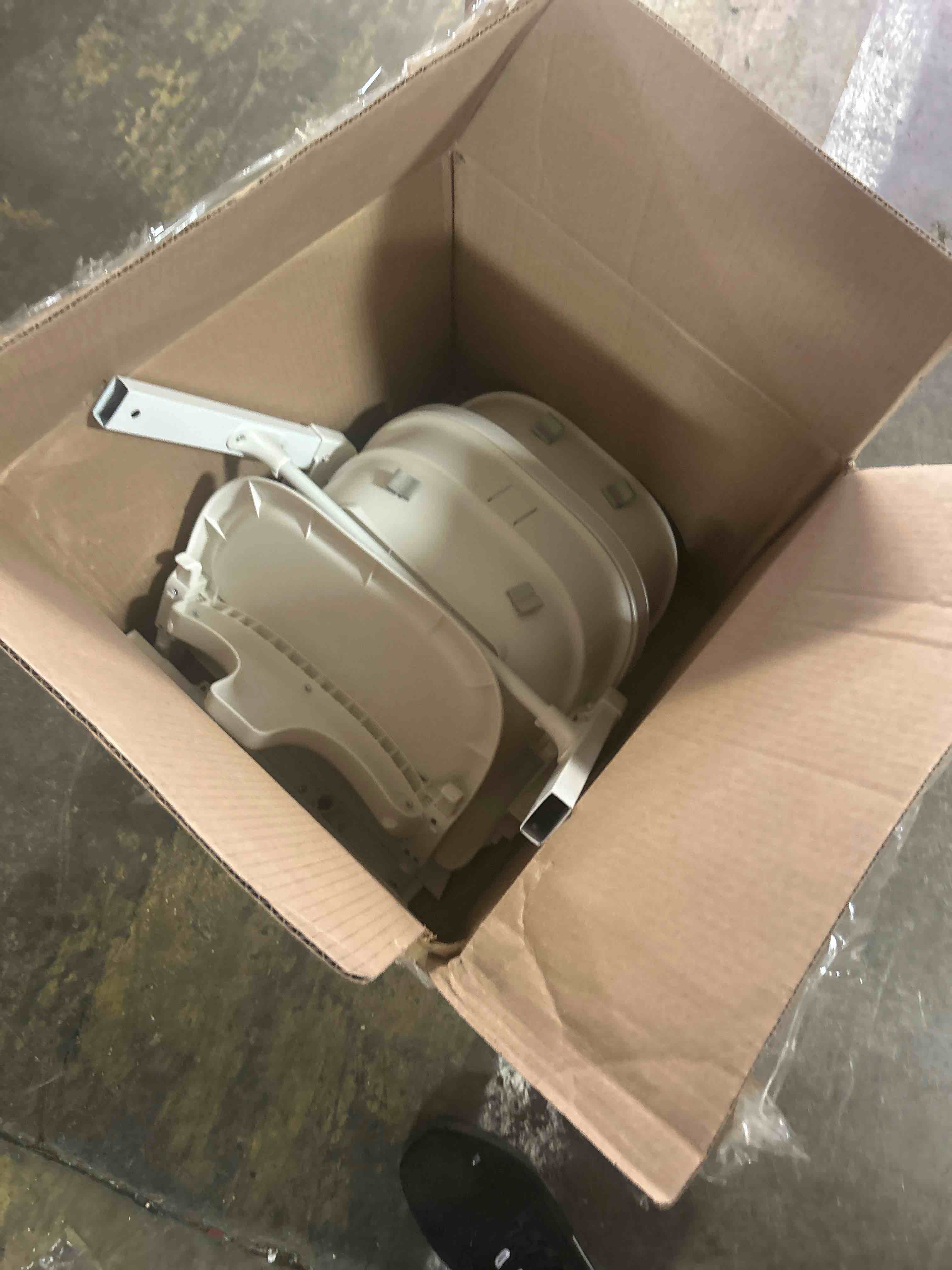 https://s3.amazonaws.com/lotting-images-prod/phillipi/PPE2343726_1752871784216.jpeg