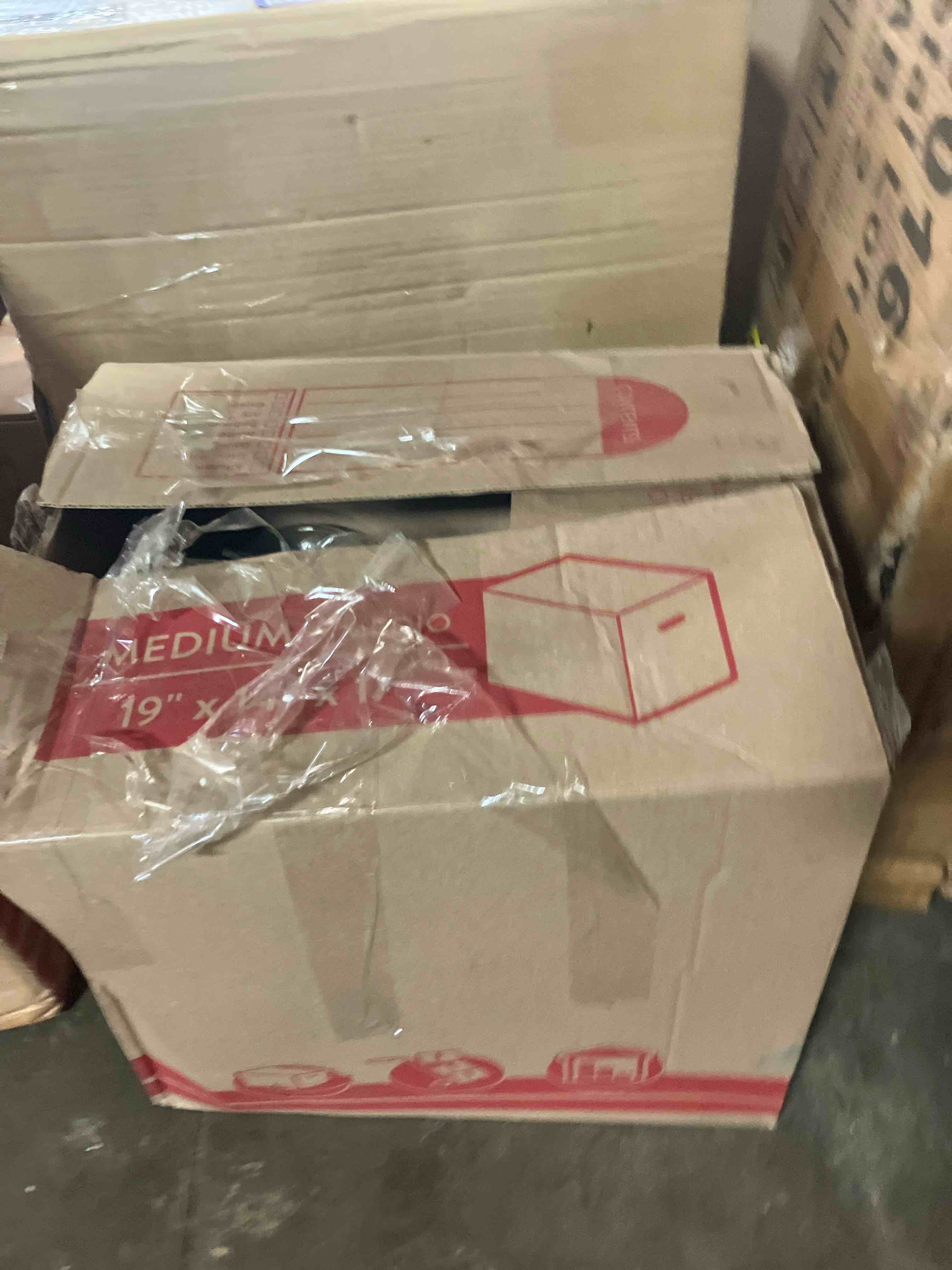 https://s3.amazonaws.com/lotting-images-prod/phillipi/PPE2343853_1752874554491.jpeg