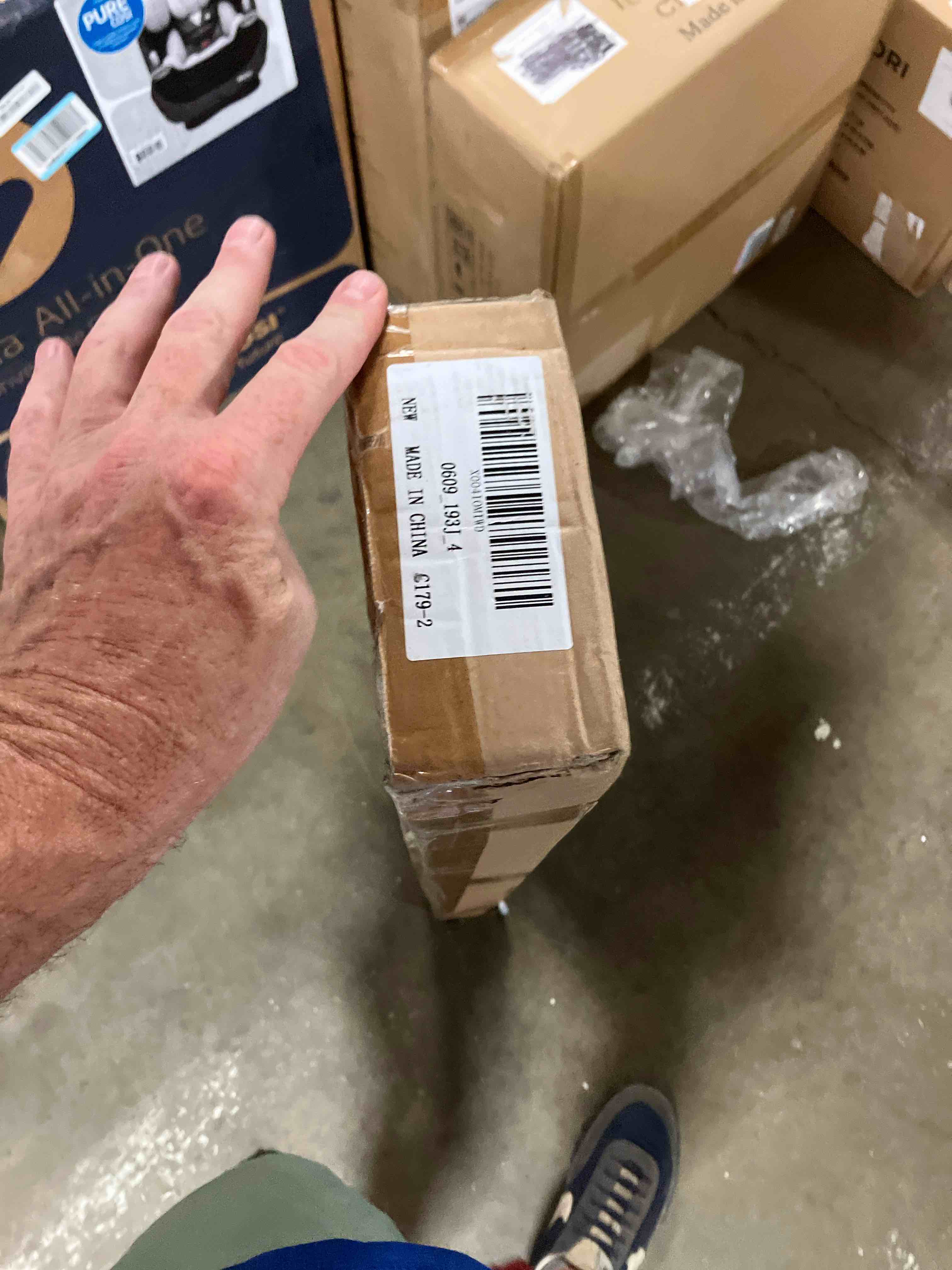 https://s3.amazonaws.com/lotting-images-prod/phillipi/PPE2343989_1753380633183.jpeg