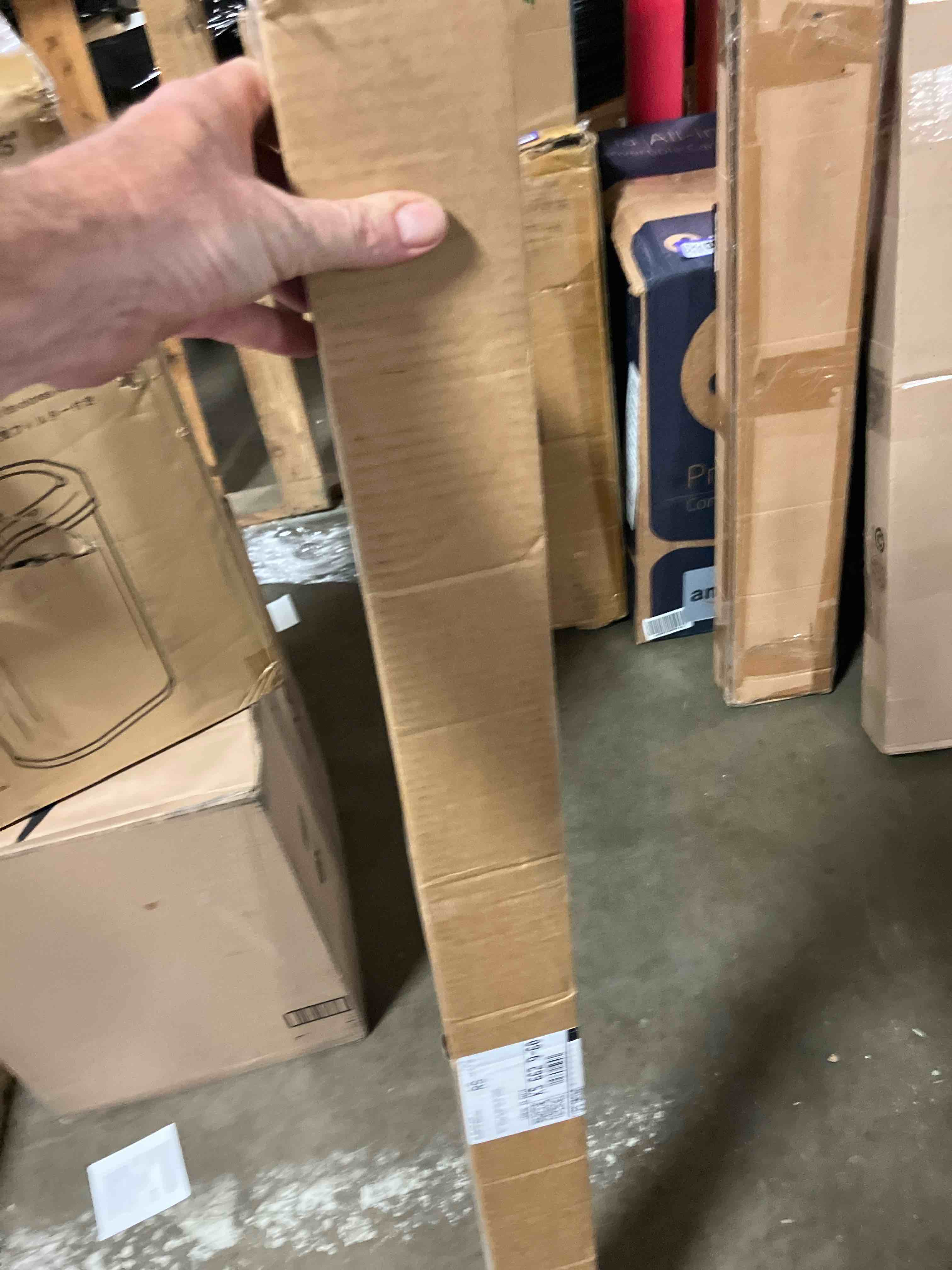 https://s3.amazonaws.com/lotting-images-prod/phillipi/PPE2343993_1753379996643.jpeg