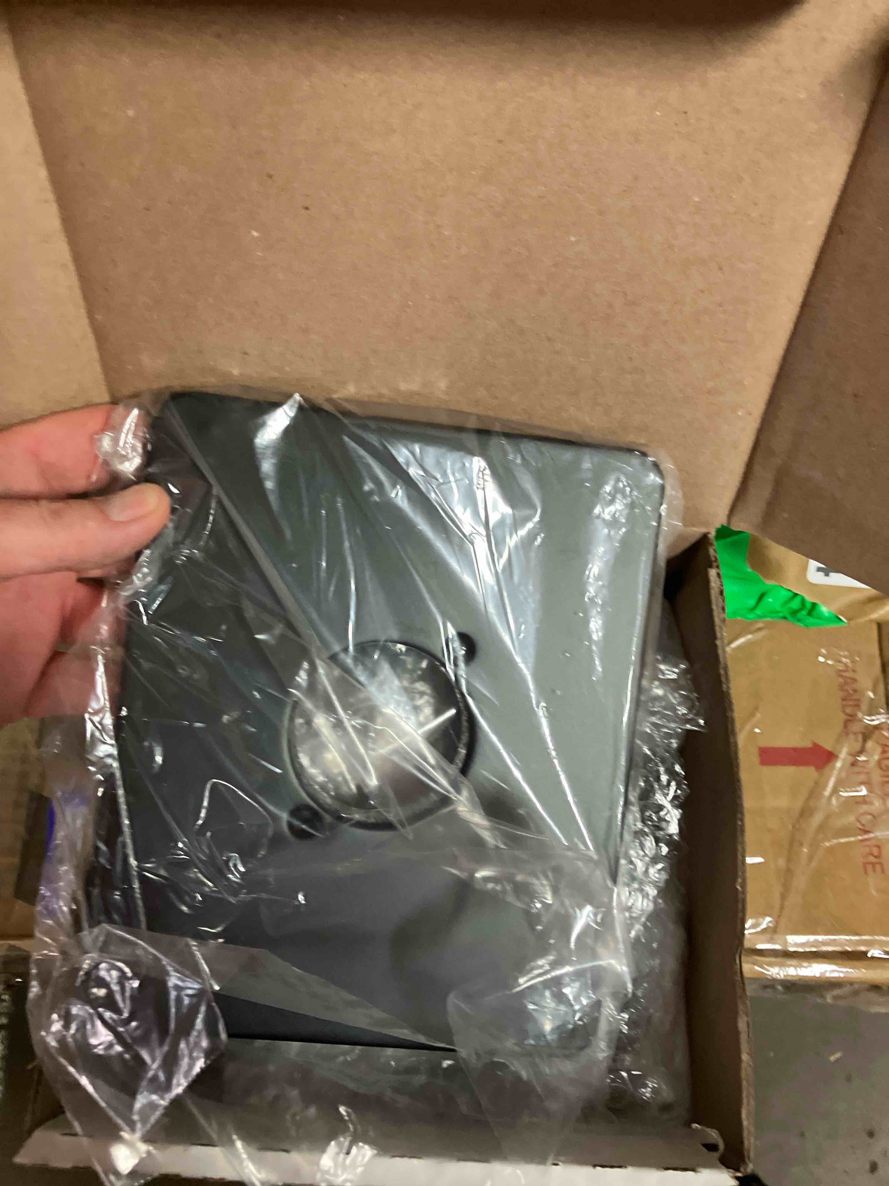 https://s3.amazonaws.com/lotting-images-prod/phillipi/PPE3496145_1750960963765.jpeg