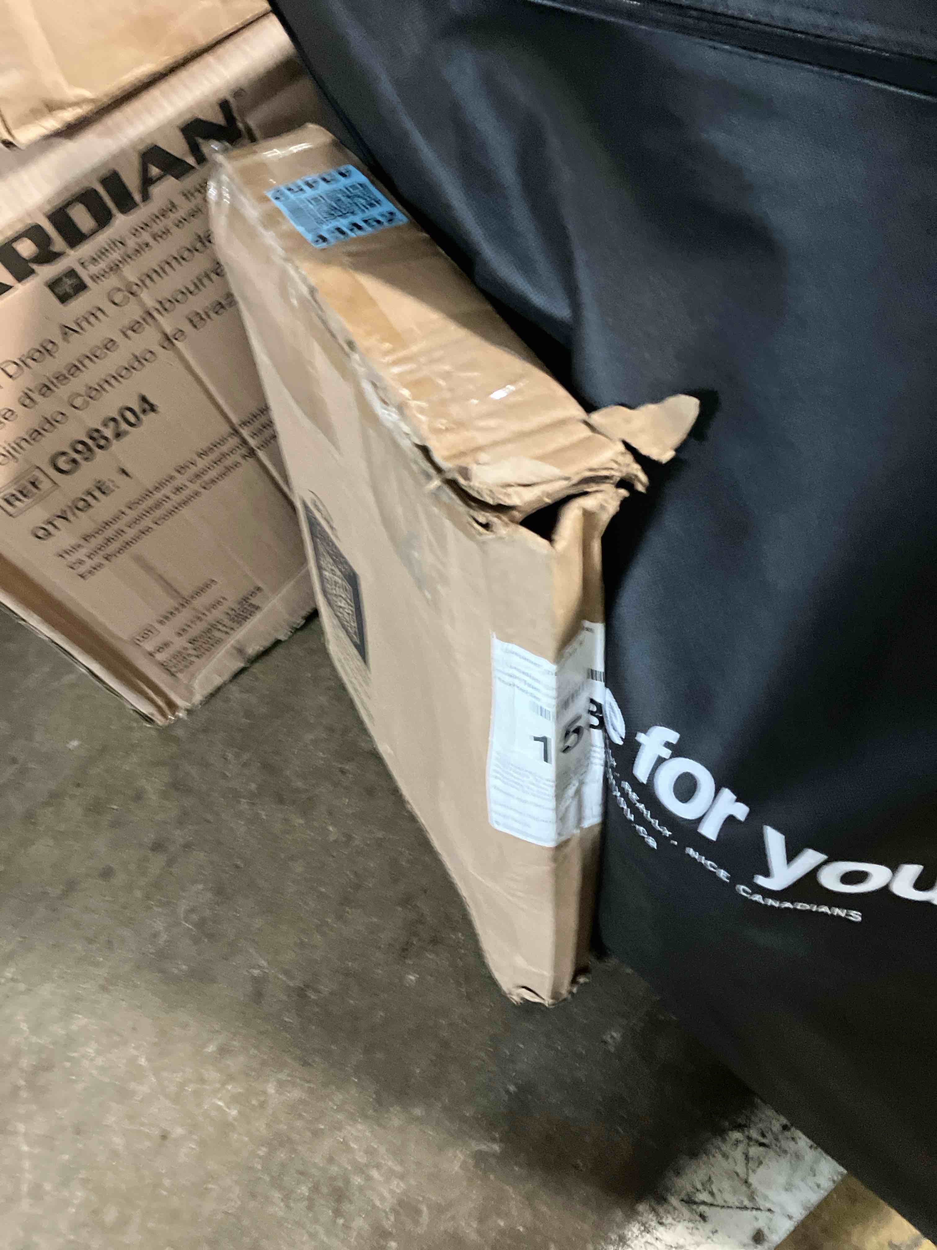 https://s3.amazonaws.com/lotting-images-prod/phillipi/PPE3496808_1751380408365.jpeg