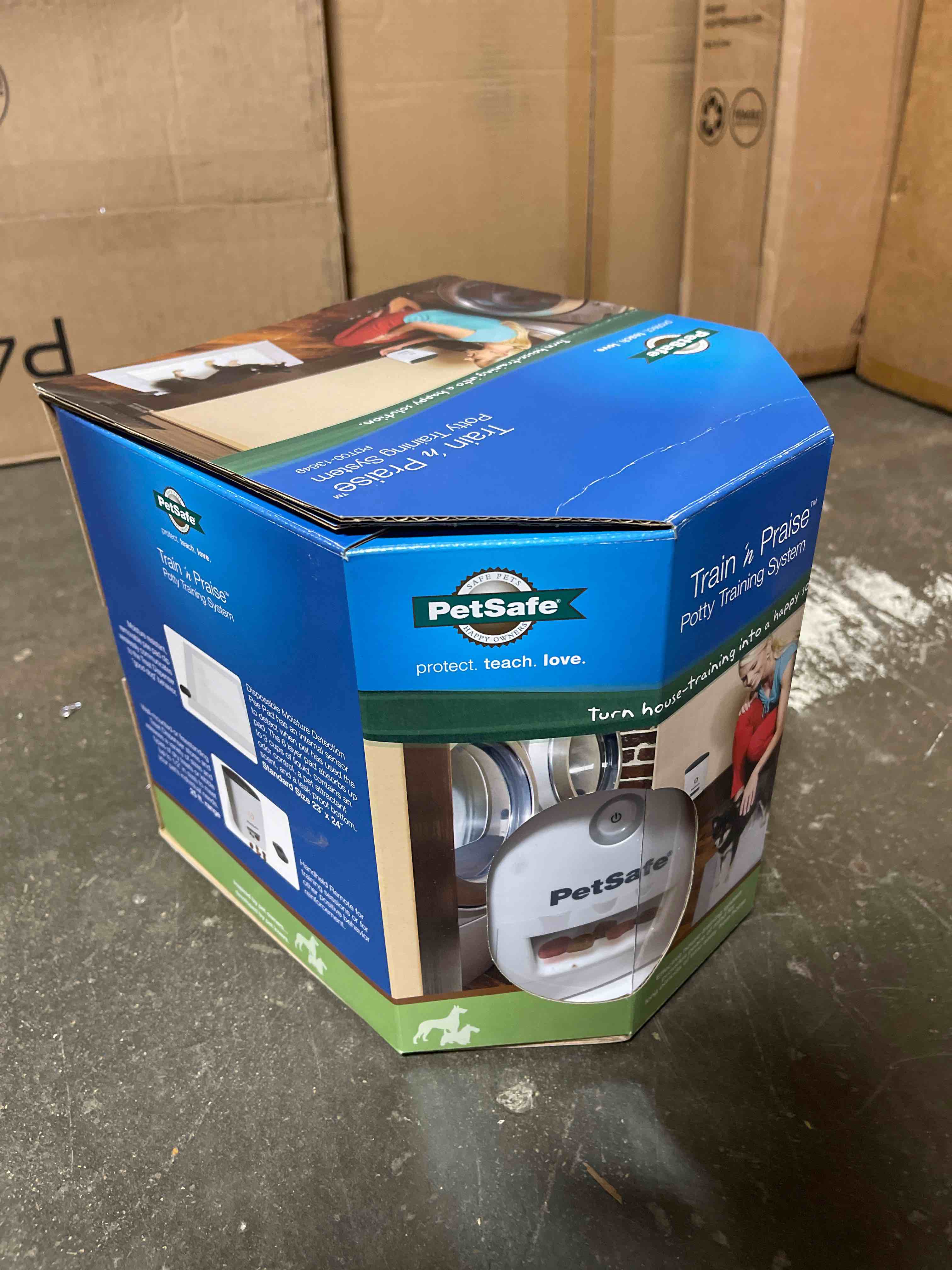 https://s3.amazonaws.com/lotting-images-prod/phillipi/PPE3496999_1751481480696.jpeg