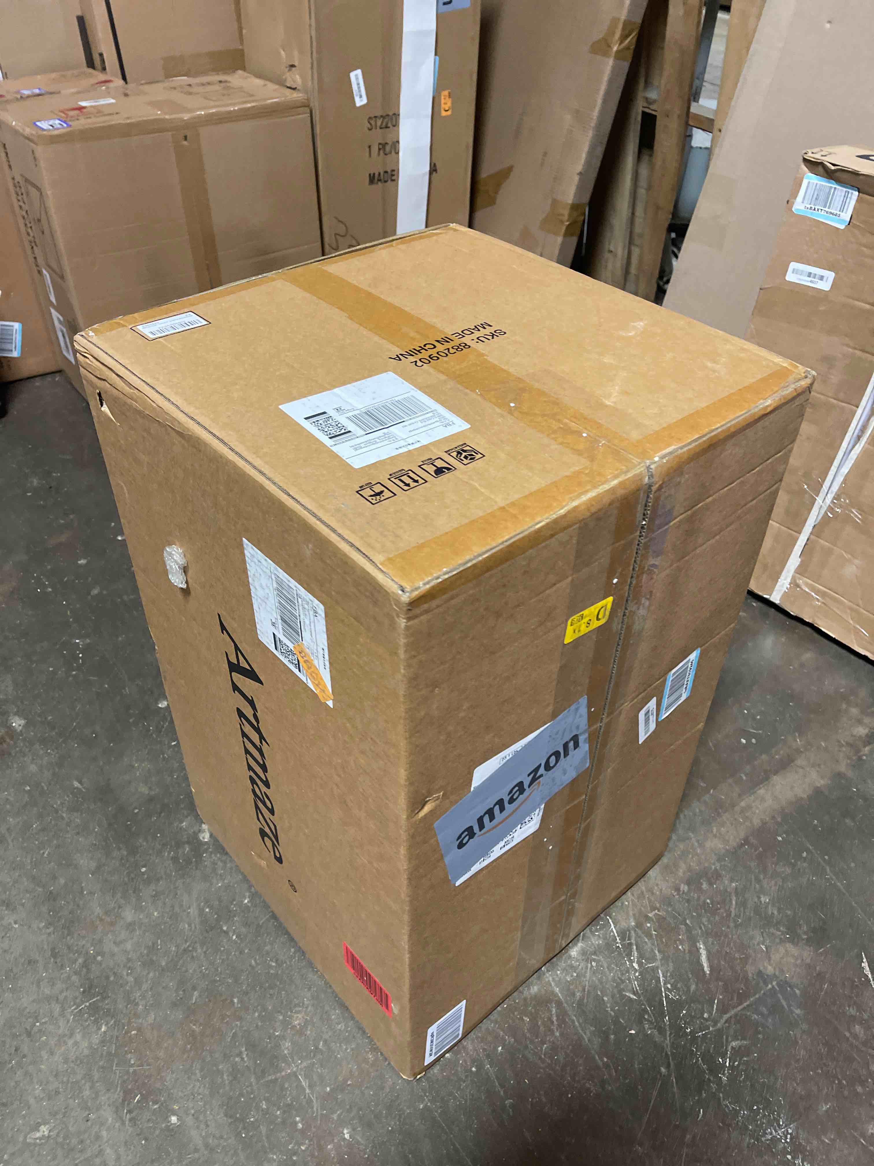 https://s3.amazonaws.com/lotting-images-prod/phillipi/PPE3497004_1751480974647.jpeg