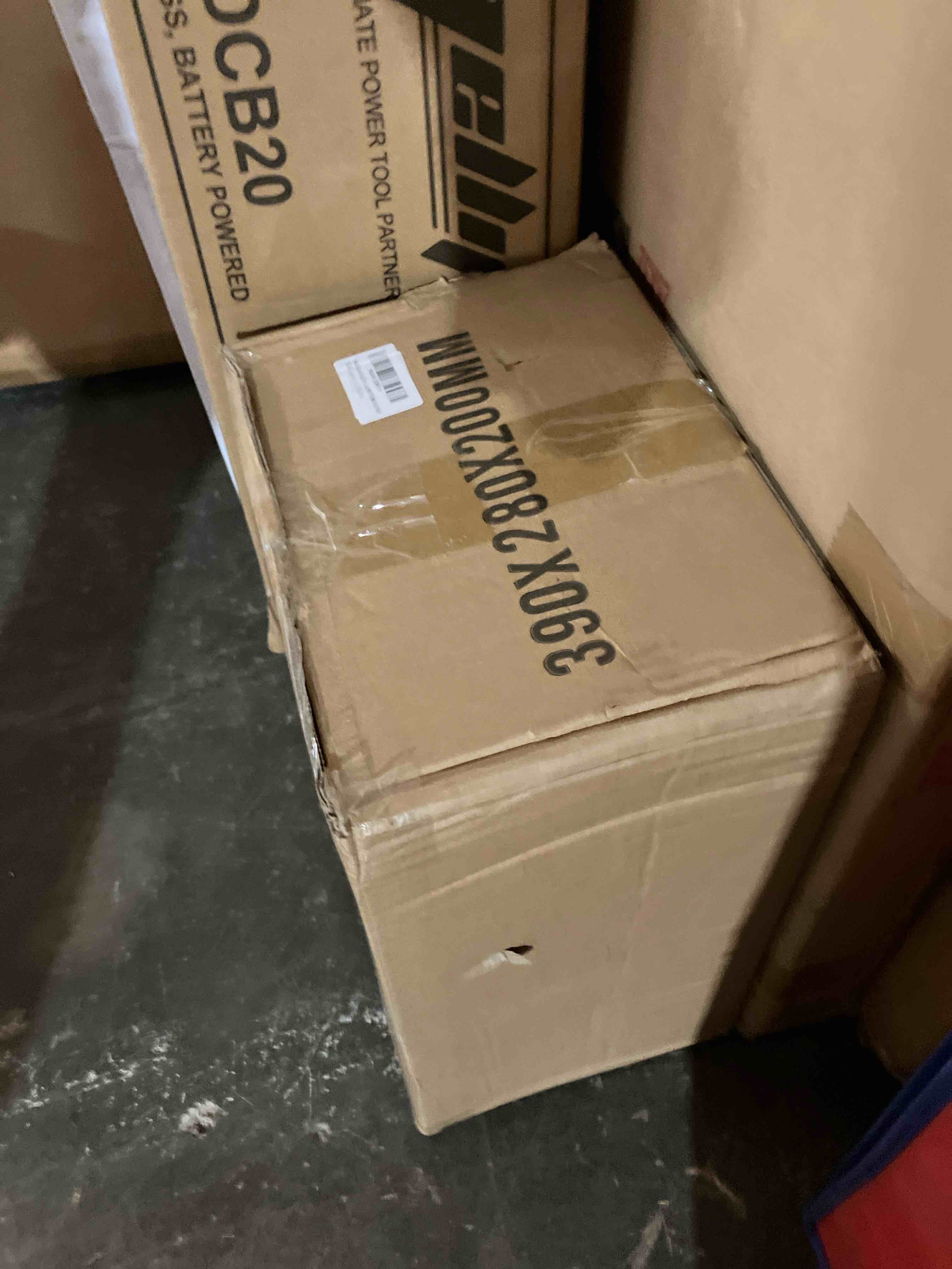 https://s3.amazonaws.com/lotting-images-prod/phillipi/PPE3497078_1751479879235.jpeg