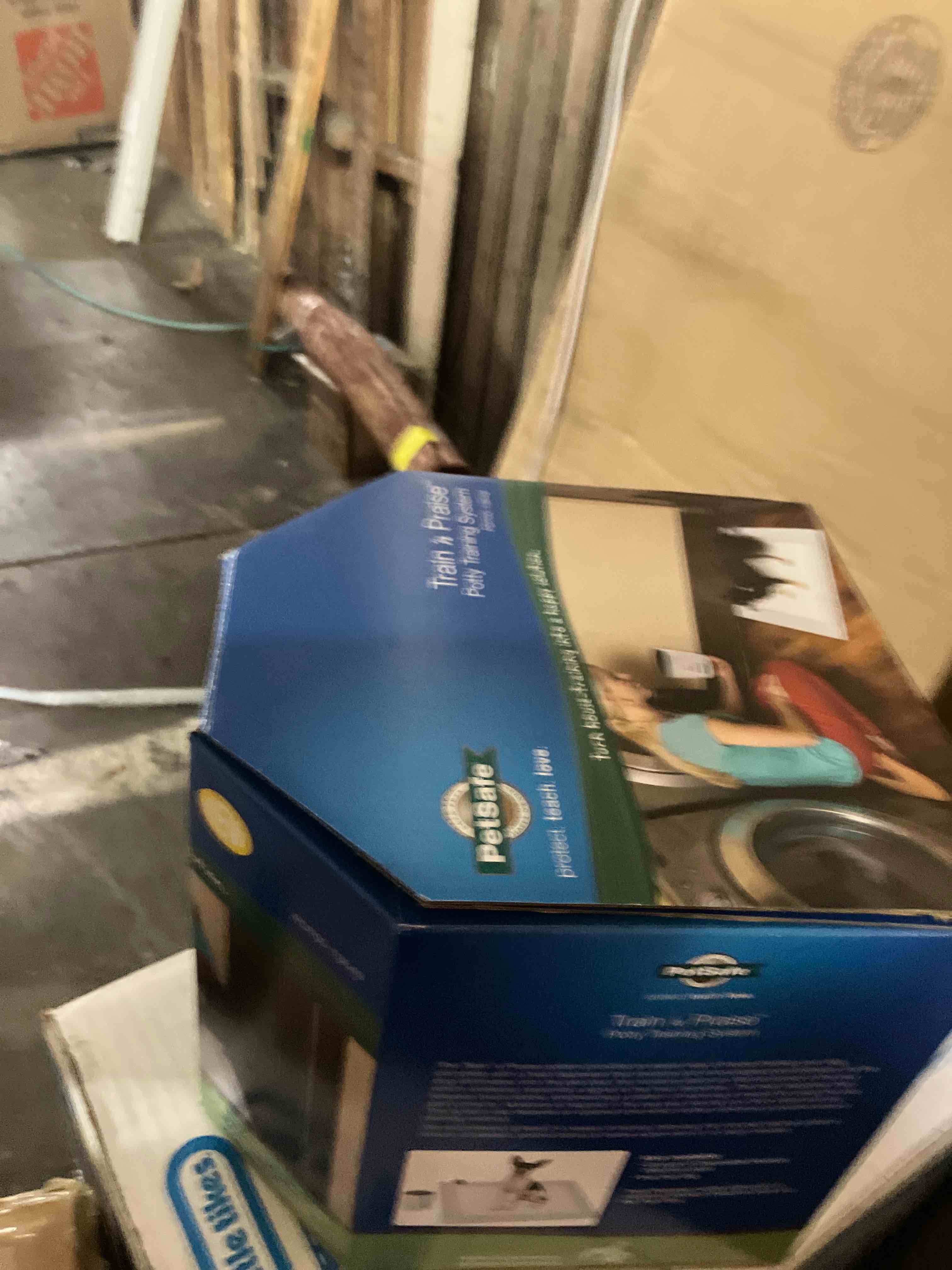 https://s3.amazonaws.com/lotting-images-prod/phillipi/PPE3497098_1751478400916.jpeg