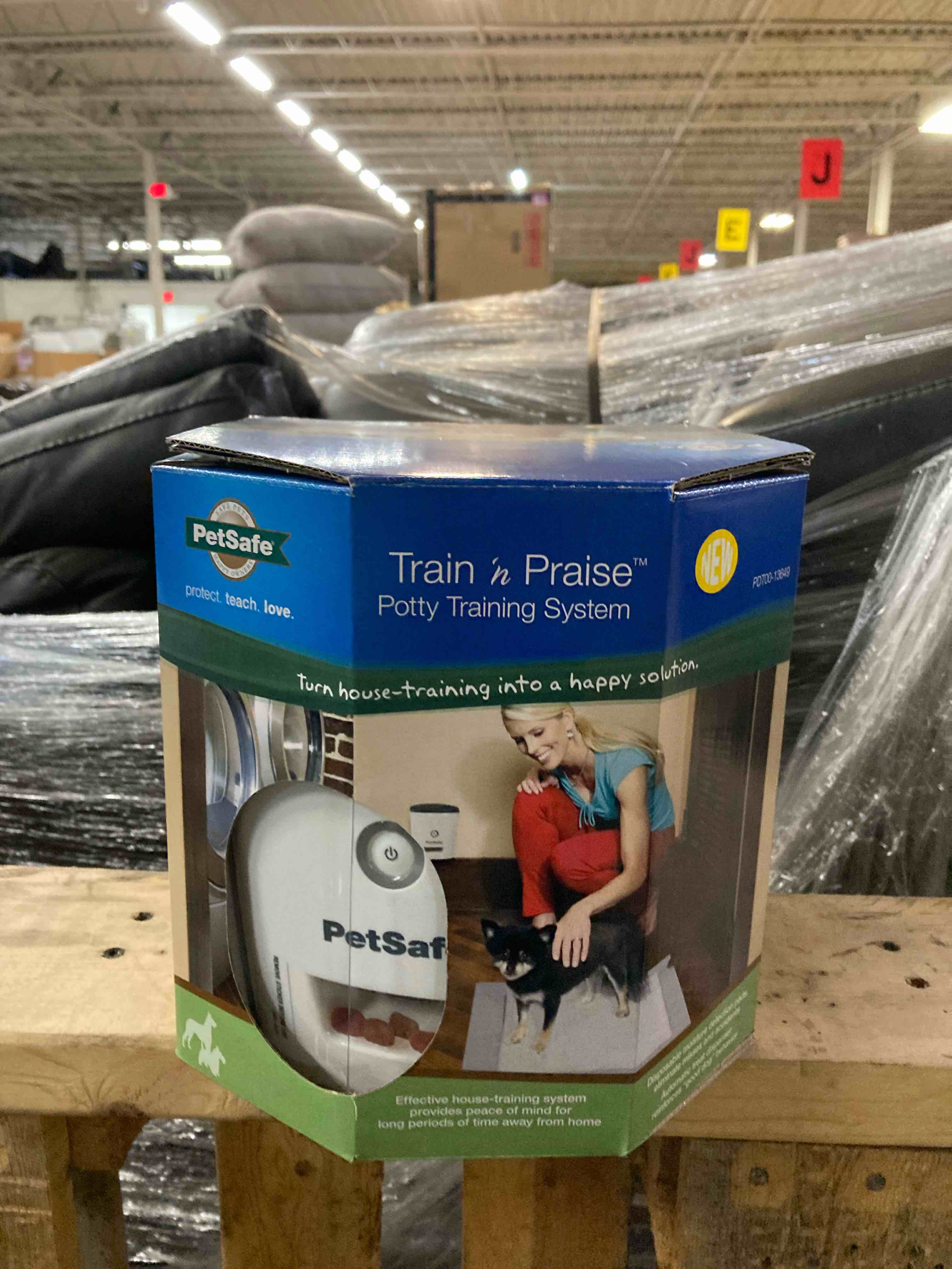 https://s3.amazonaws.com/lotting-images-prod/phillipi/PPE3497375_1751565246237.jpeg