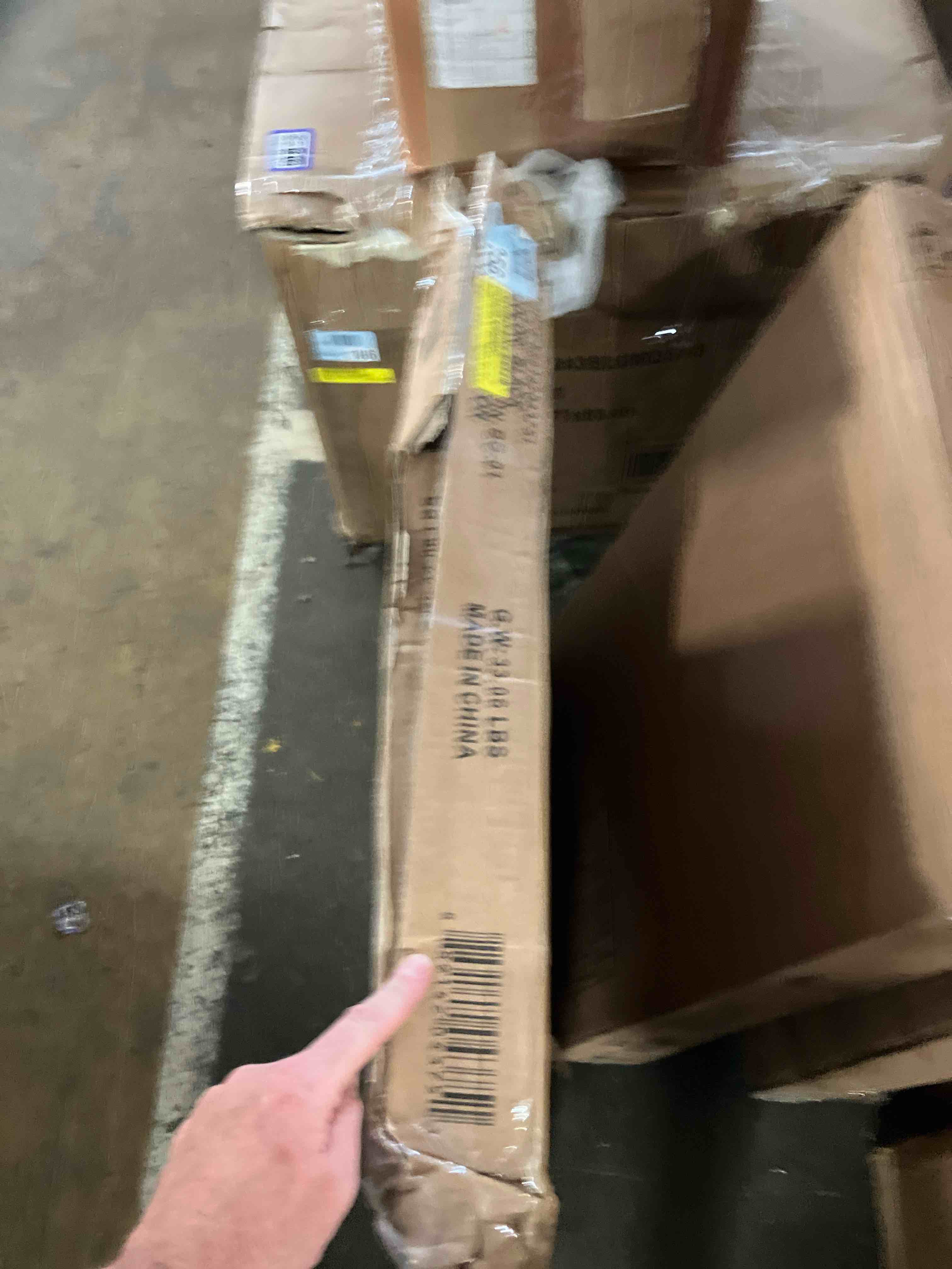 https://s3.amazonaws.com/lotting-images-prod/phillipi/PPE3497403_1751998313017.jpeg