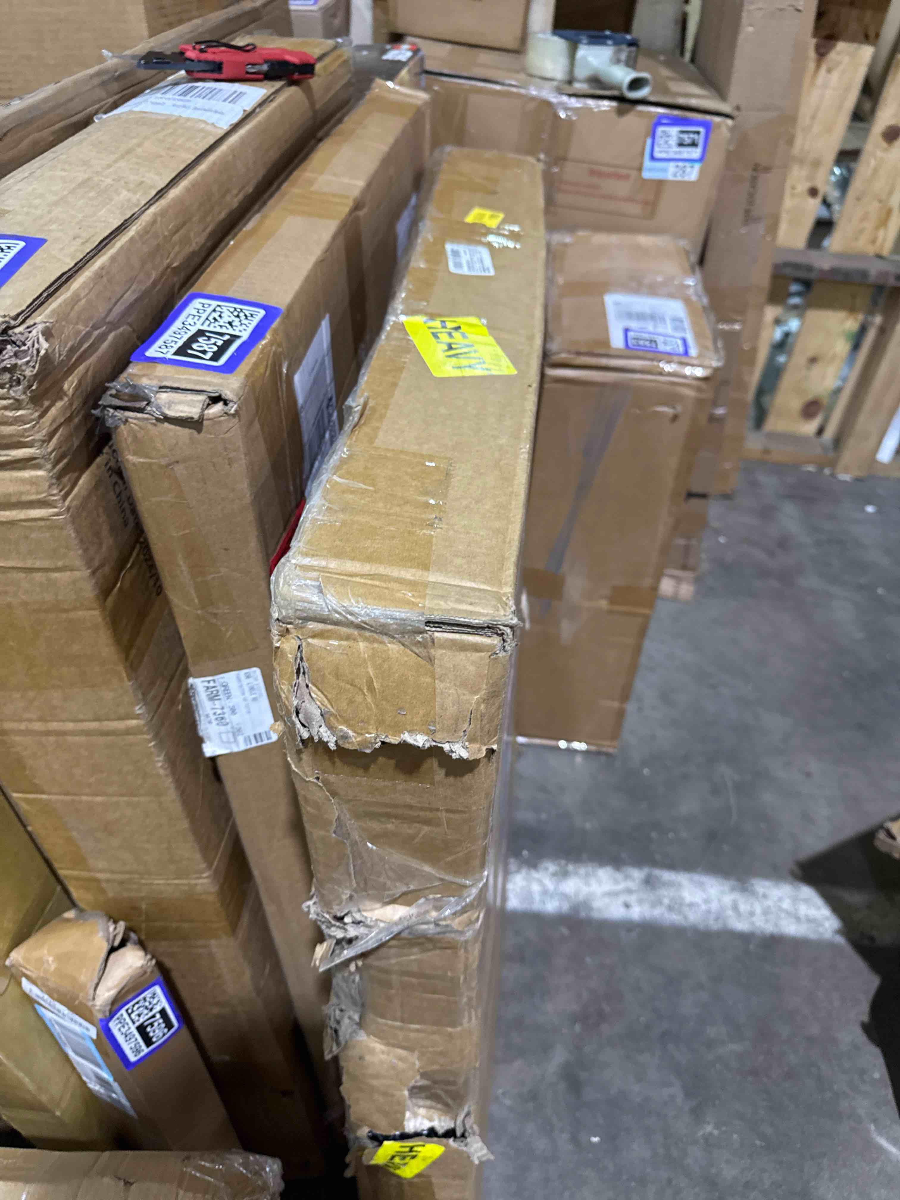 https://s3.amazonaws.com/lotting-images-prod/phillipi/PPE3497597_1751985002483.jpeg