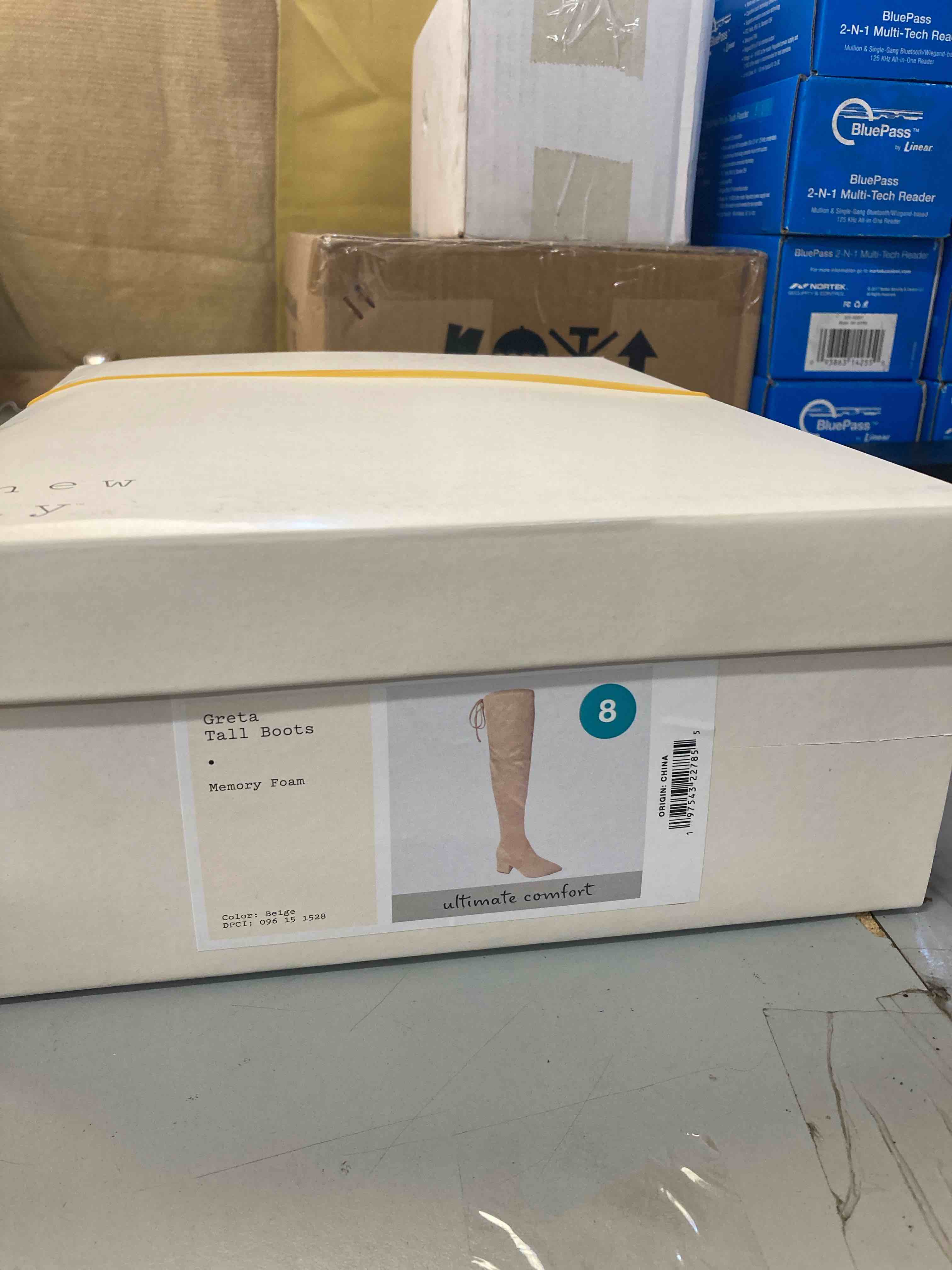 https://s3.amazonaws.com/lotting-images-prod/phillipi/PPE3498508_1760450541044.jpeg