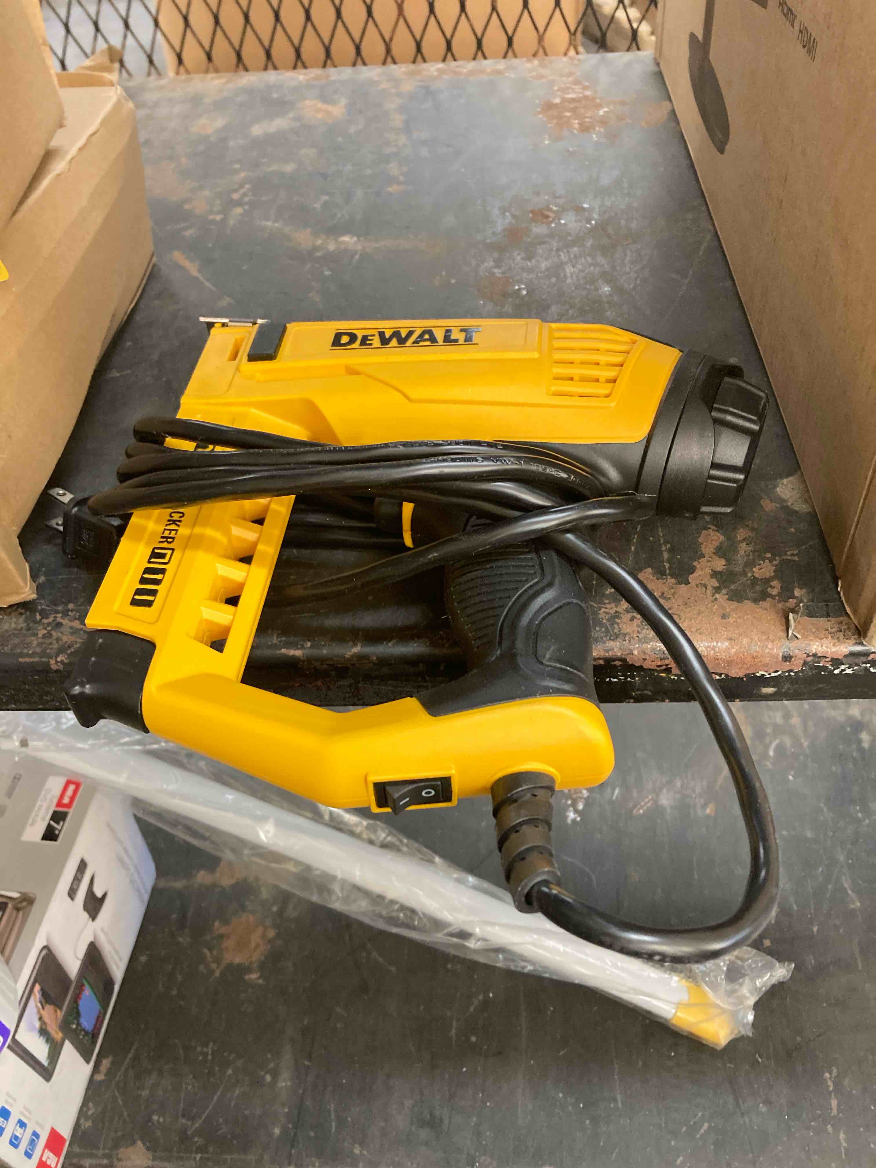 https://s3.amazonaws.com/lotting-images-prod/phillipi/PPE3498534_1760452367752.jpeg