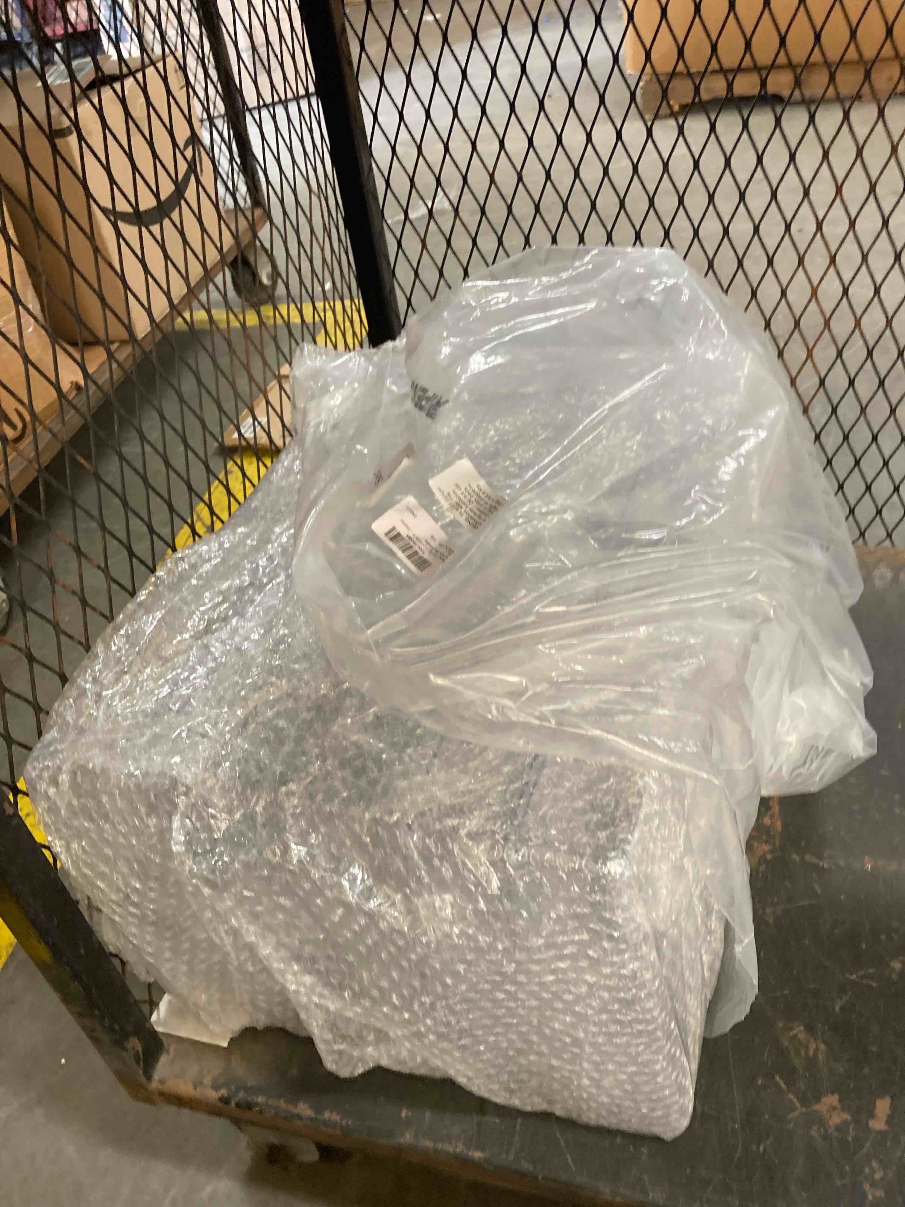 https://s3.amazonaws.com/lotting-images-prod/phillipi/PPE3498545_1760452767653.jpeg