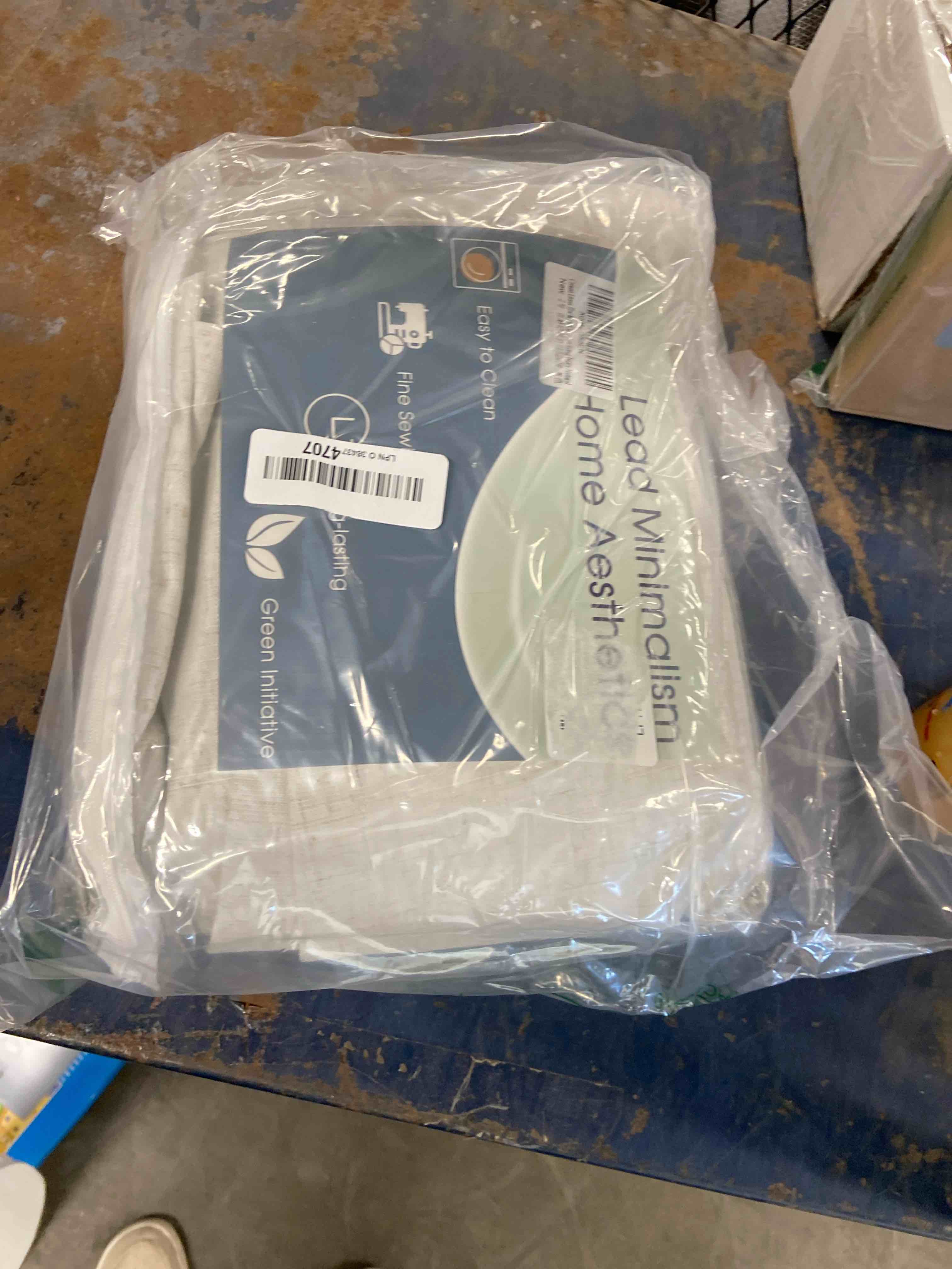https://s3.amazonaws.com/lotting-images-prod/phillipi/PPE3498622_1760976943017.jpeg