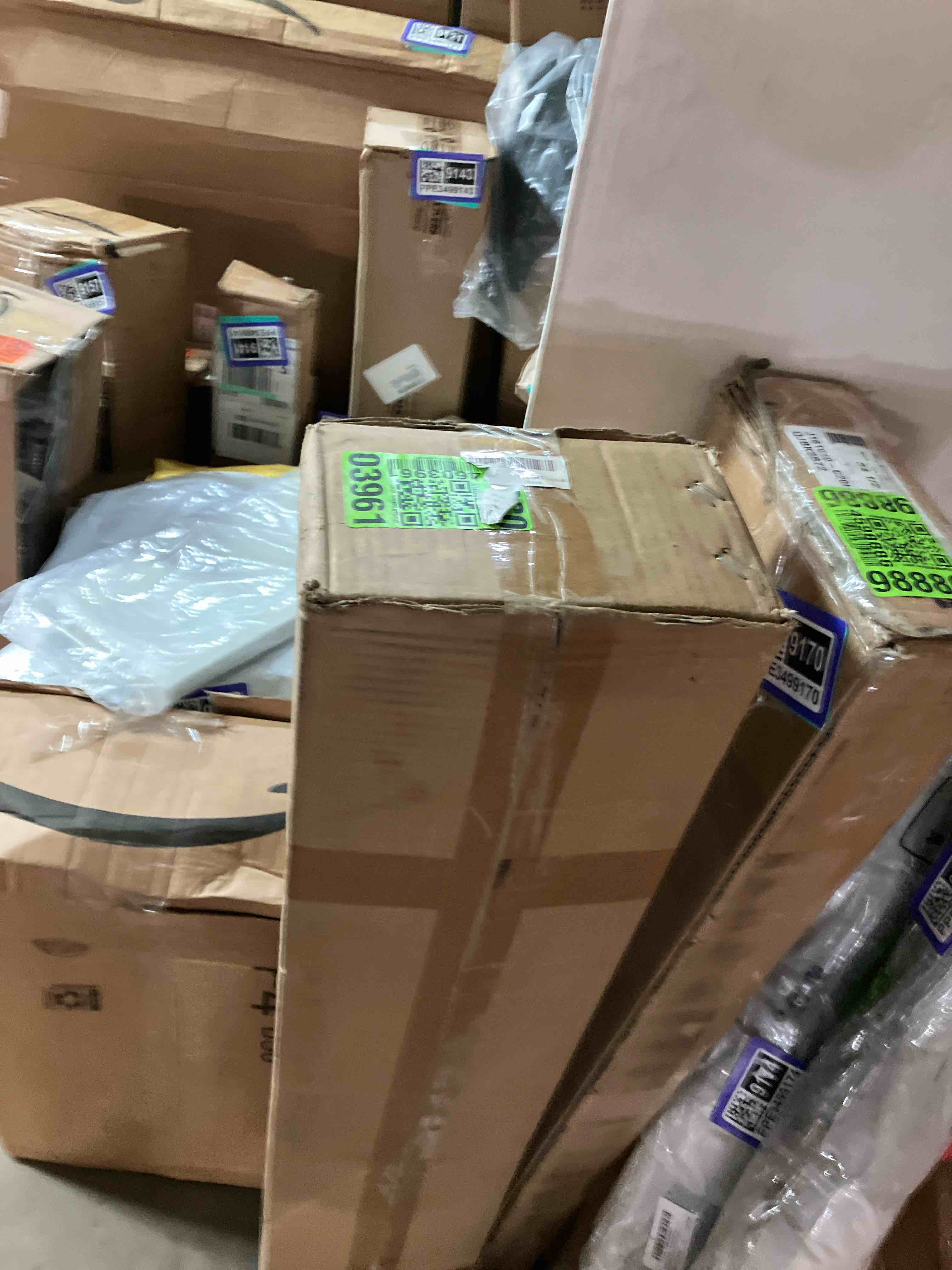https://s3.amazonaws.com/lotting-images-prod/phillipi/PPE3499172_1753204134869.jpeg