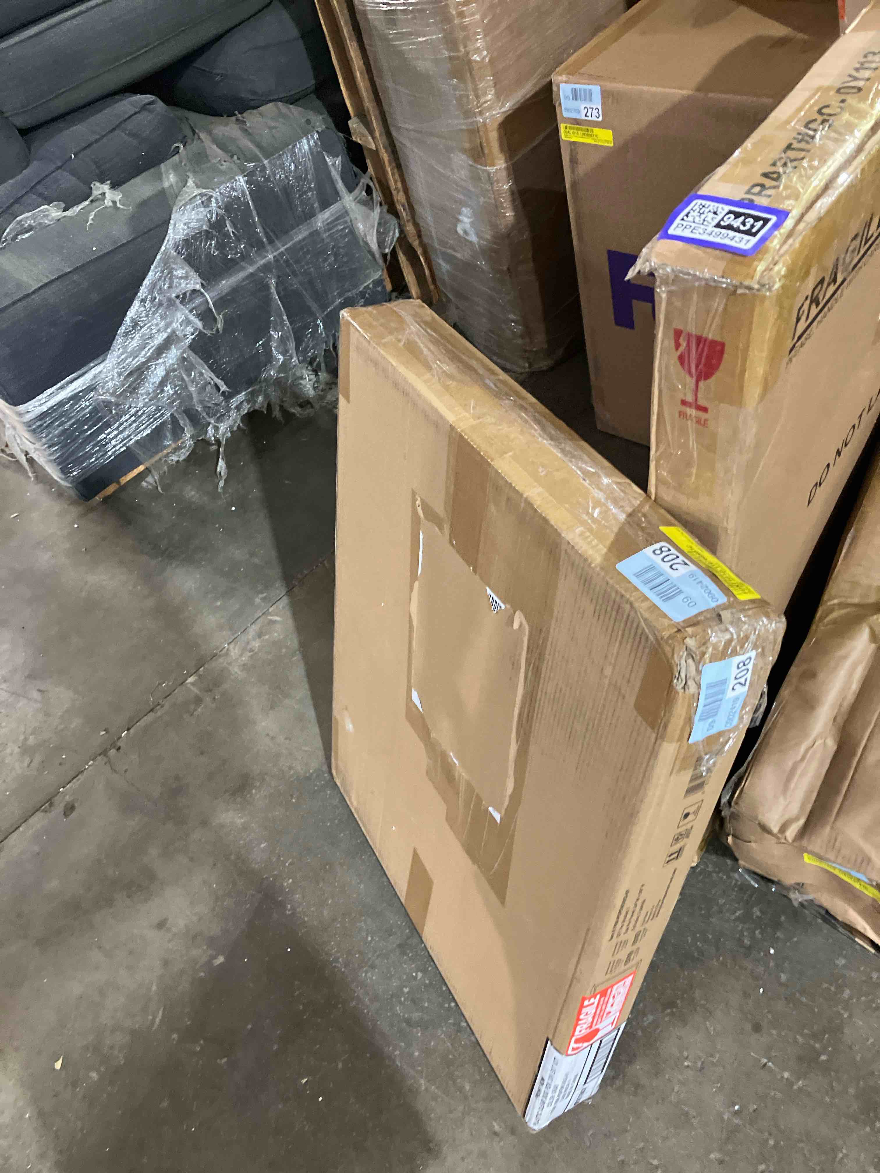 https://s3.amazonaws.com/lotting-images-prod/phillipi/PPE3499432_1753201616593.jpeg