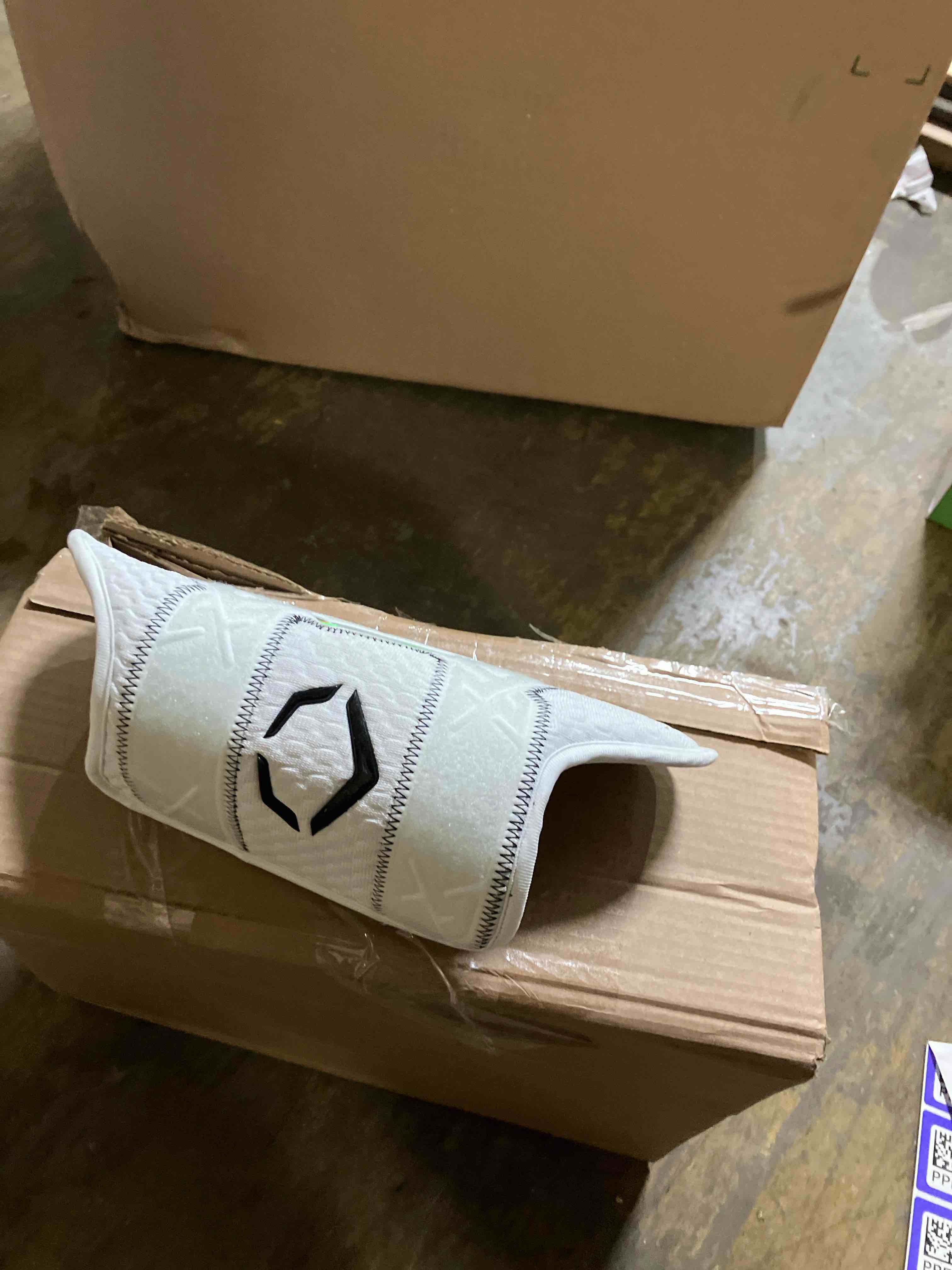 https://s3.amazonaws.com/lotting-images-prod/phillipi/PPE3499732_1753293725238.jpeg