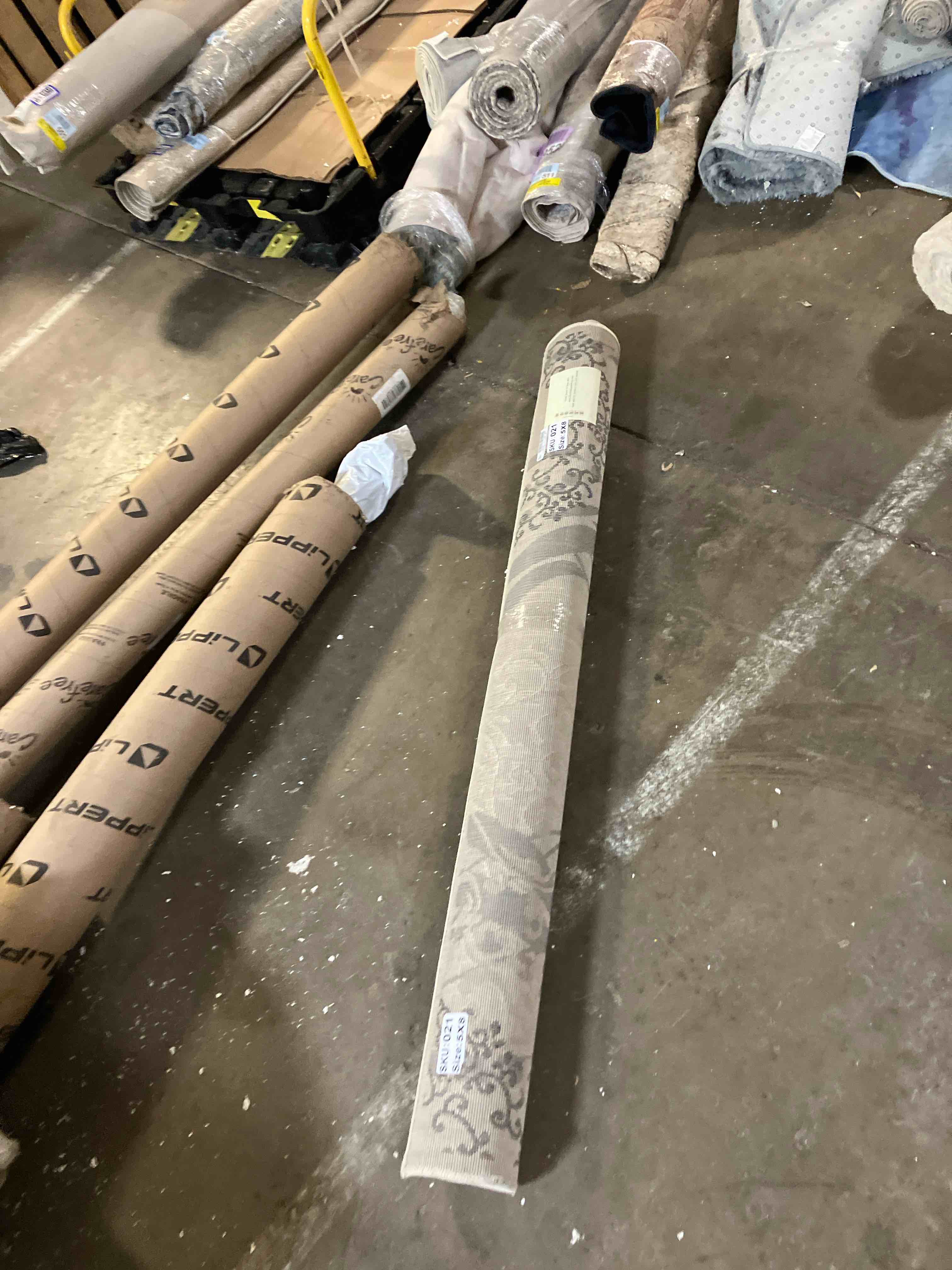 https://s3.amazonaws.com/lotting-images-prod/phillipi/PPE3499813_1753370927974.jpeg