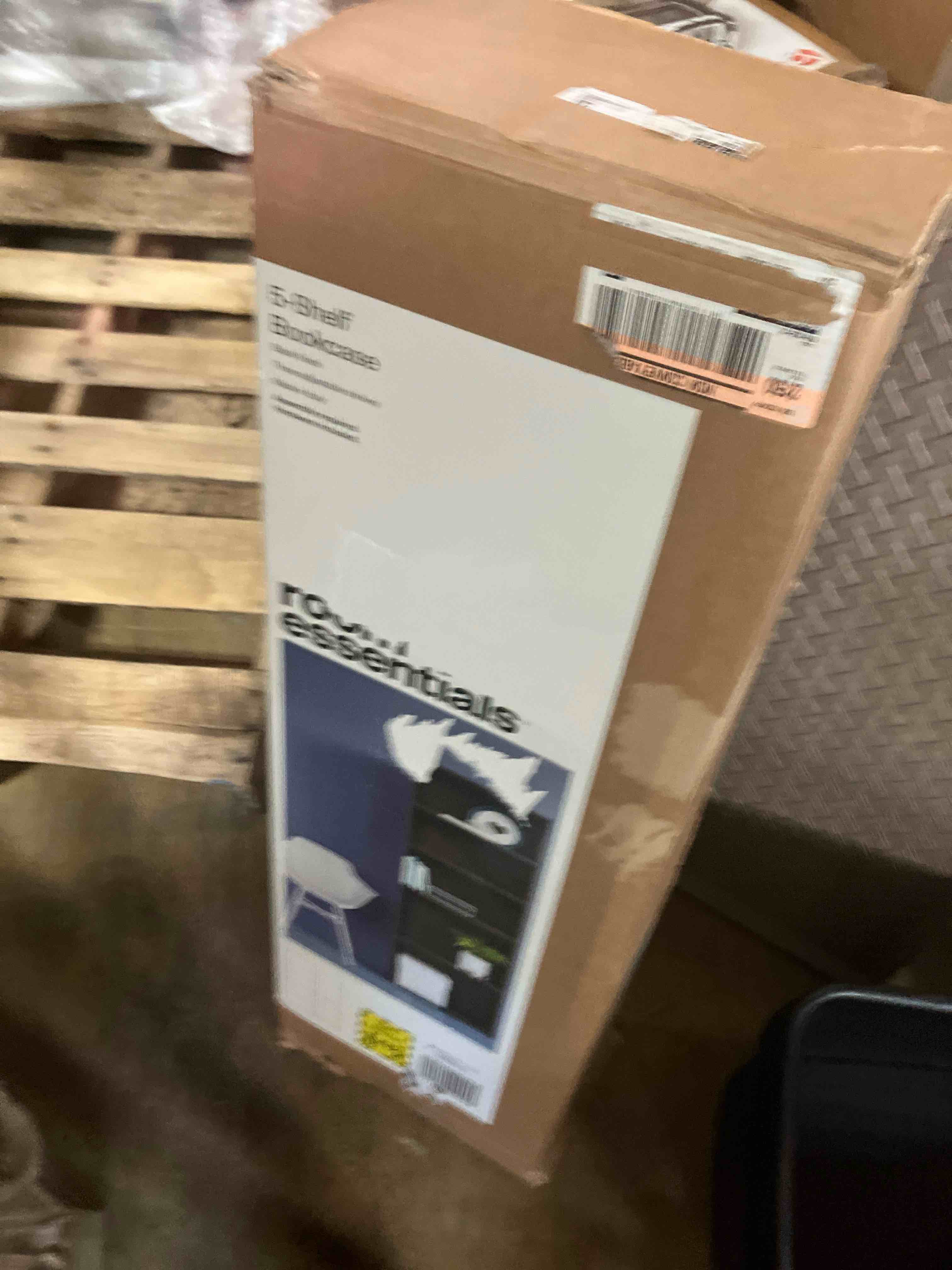 https://s3.amazonaws.com/lotting-images-prod/phillipi/PPE3499971_1753304939659.jpeg