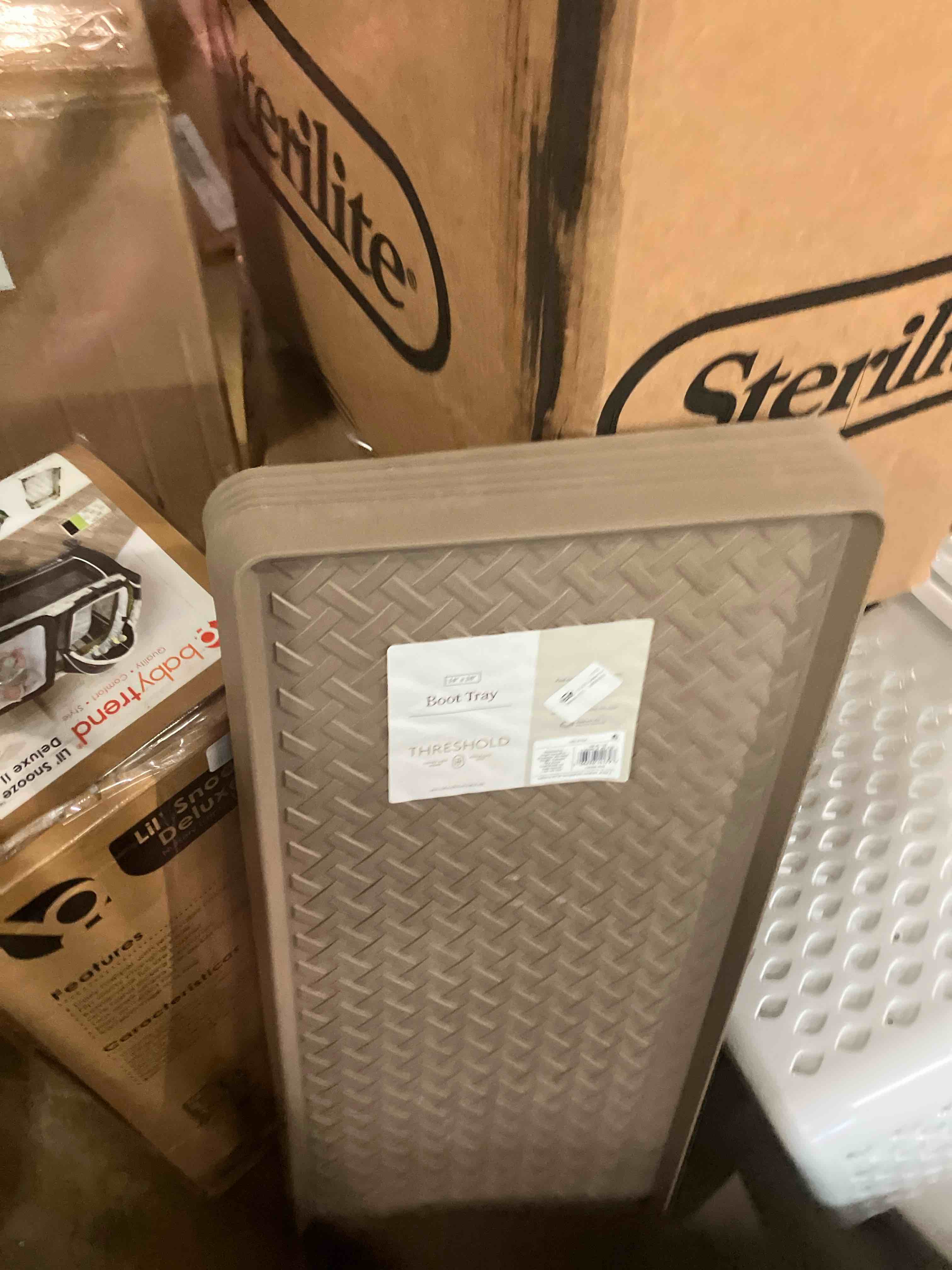 https://s3.amazonaws.com/lotting-images-prod/phillipi/PPE3499973_1753305208022.jpeg