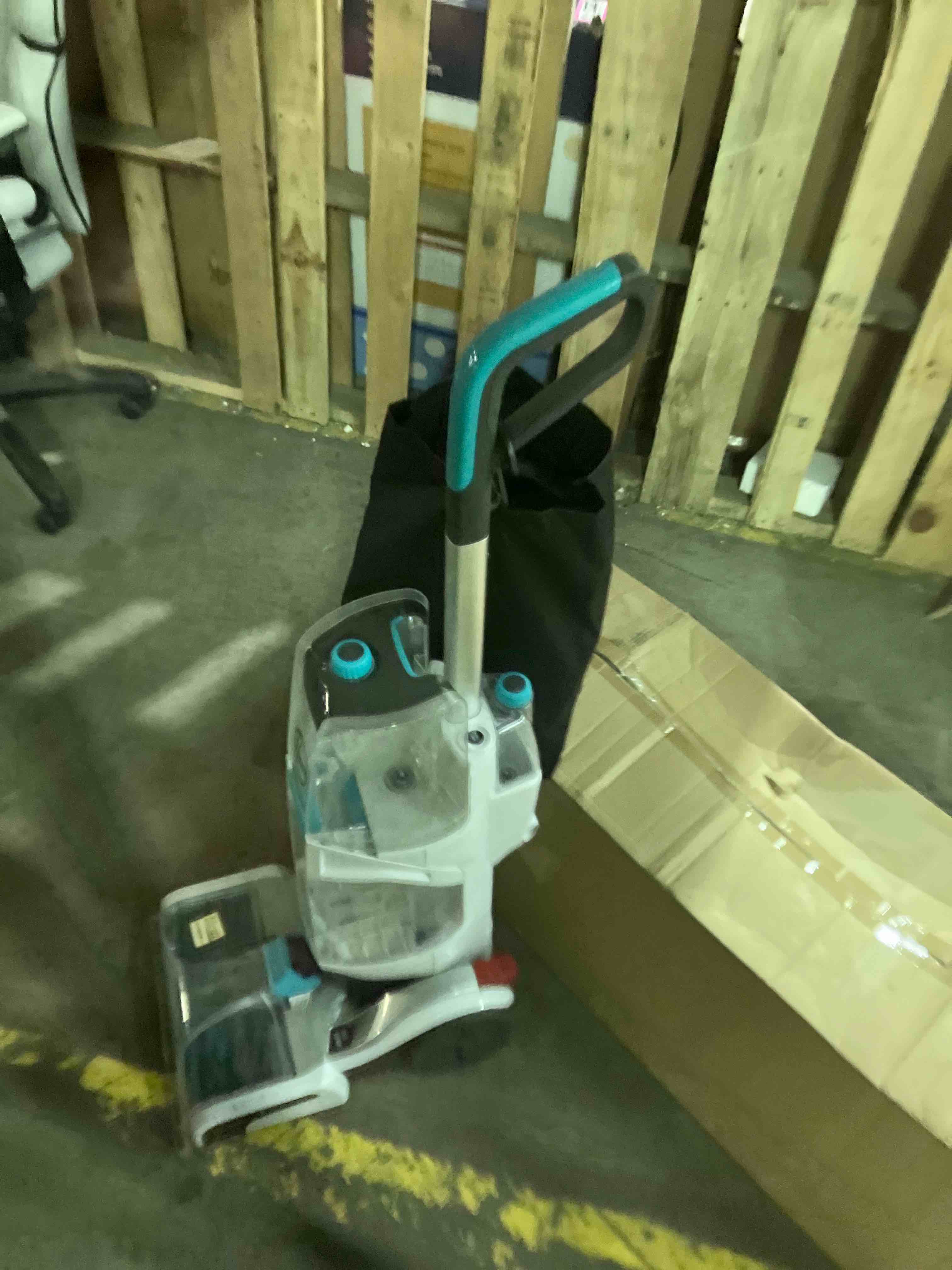 https://s3.amazonaws.com/lotting-images-prod/phillipi/PPE3499981_1753307372520.jpeg