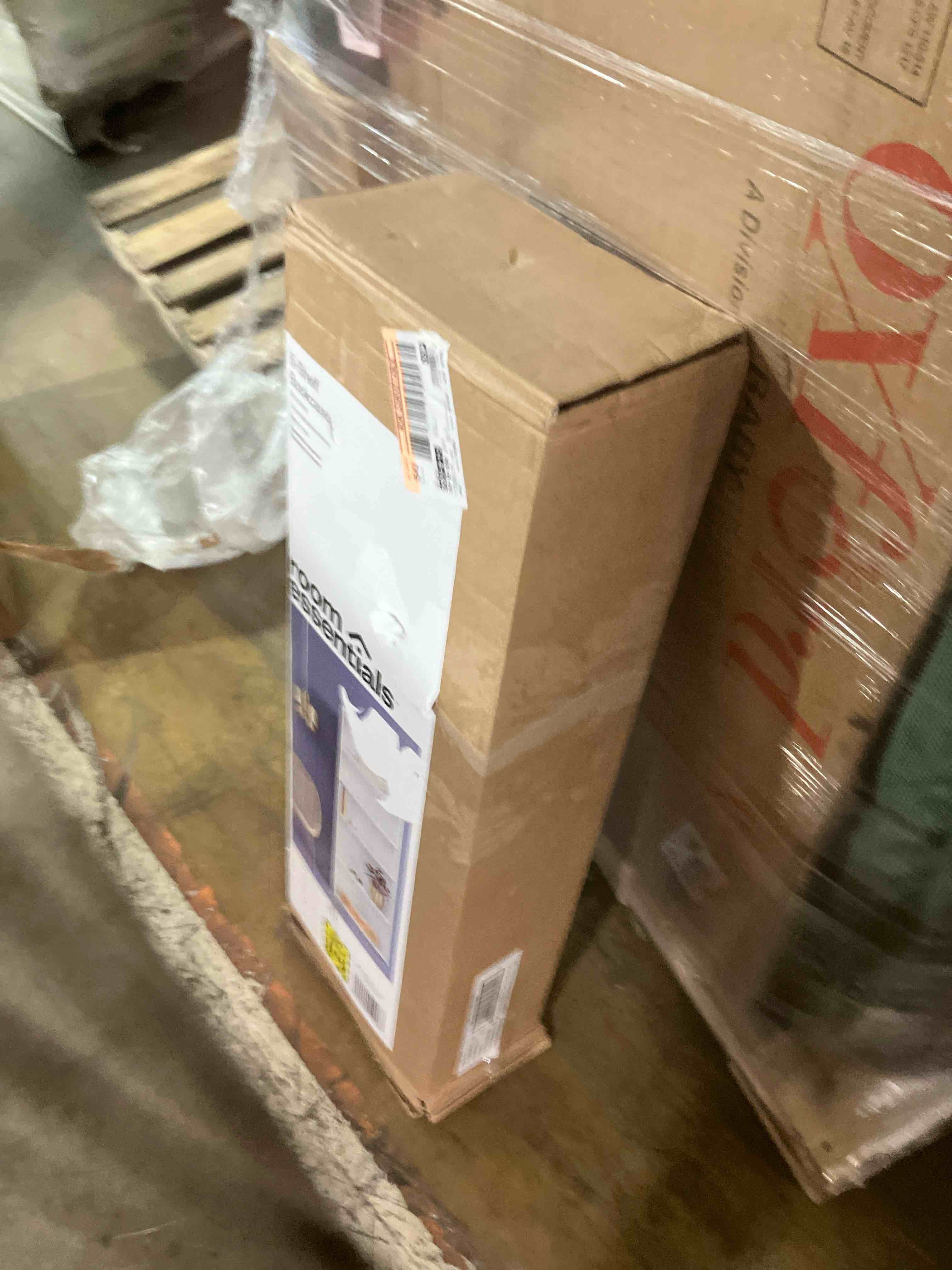 https://s3.amazonaws.com/lotting-images-prod/phillipi/PPE3499985_1753307701591.jpeg