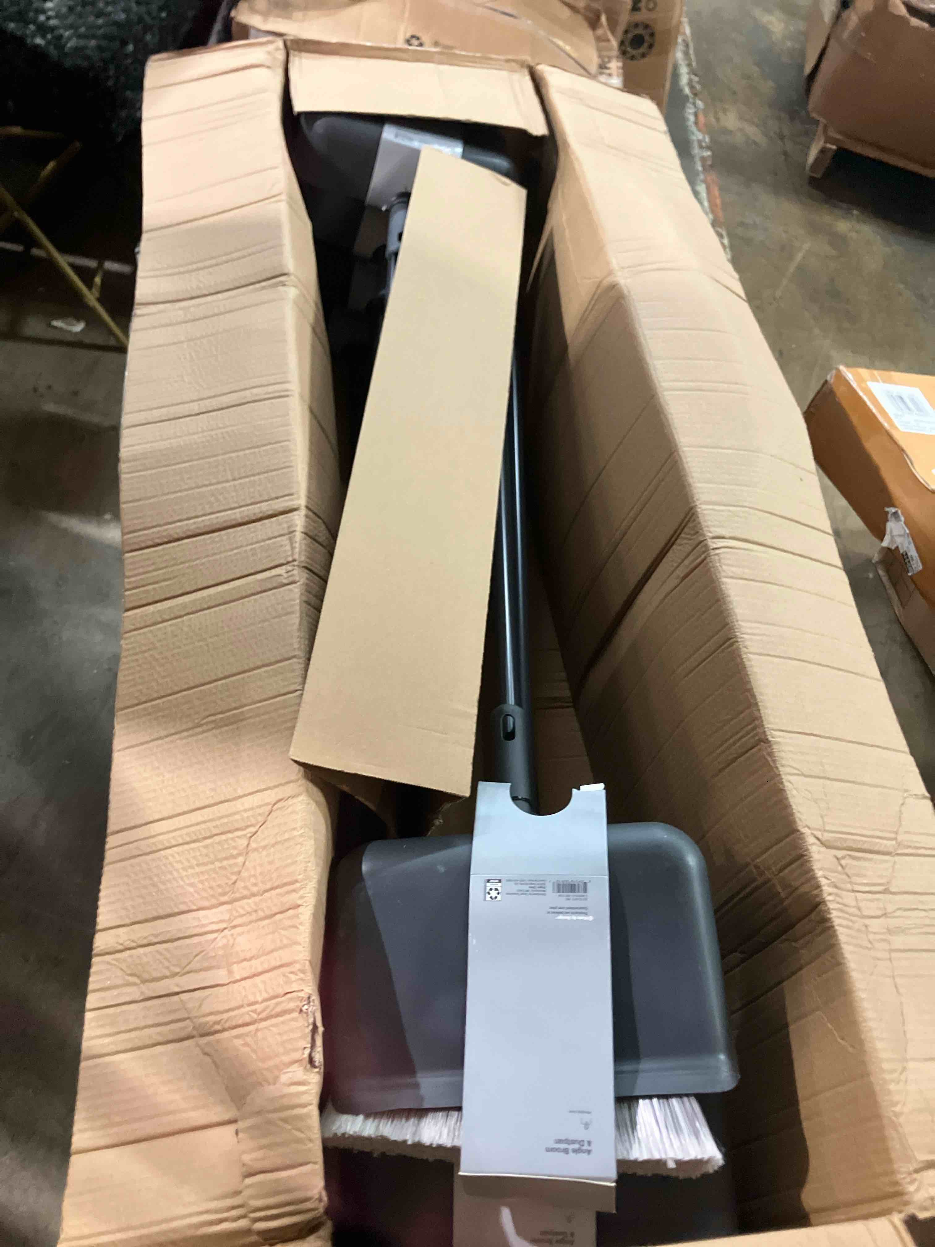 https://s3.amazonaws.com/lotting-images-prod/phillipi/PPE3499993_1753369934949.jpeg