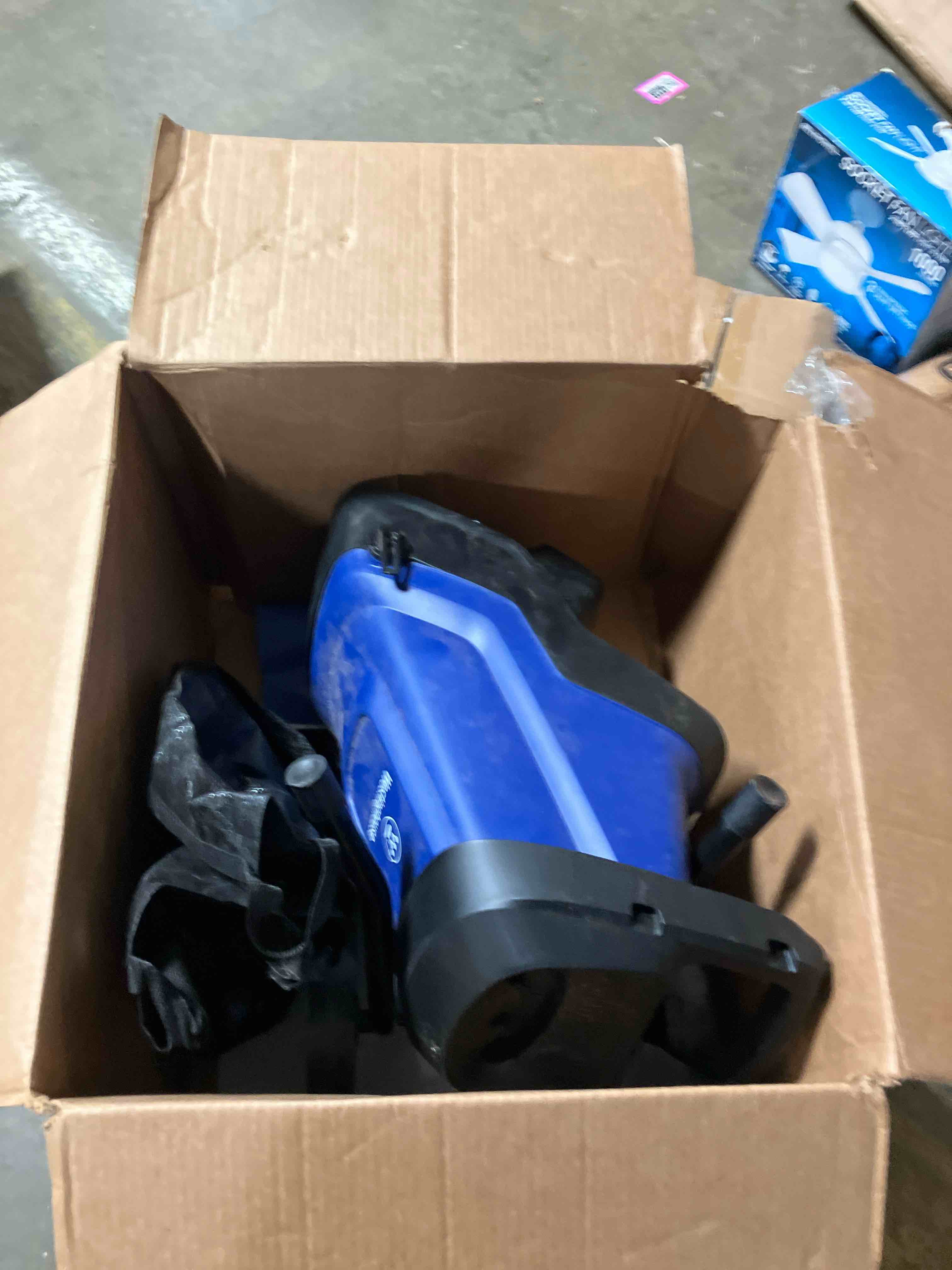 https://s3.amazonaws.com/lotting-images-prod/phillipi/PPE3500197_1753374465143.jpeg
