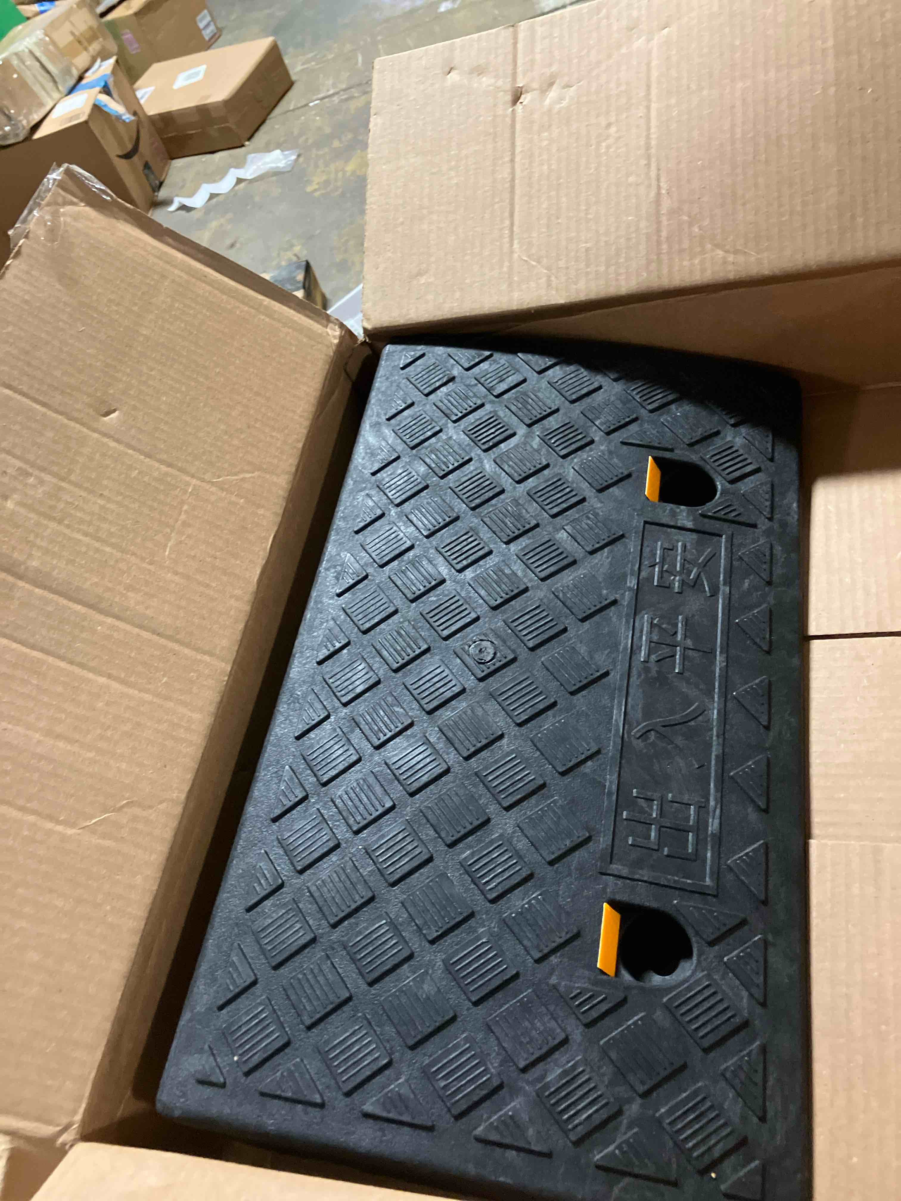 https://s3.amazonaws.com/lotting-images-prod/phillipi/PPE3500202_1753373301944.jpeg
