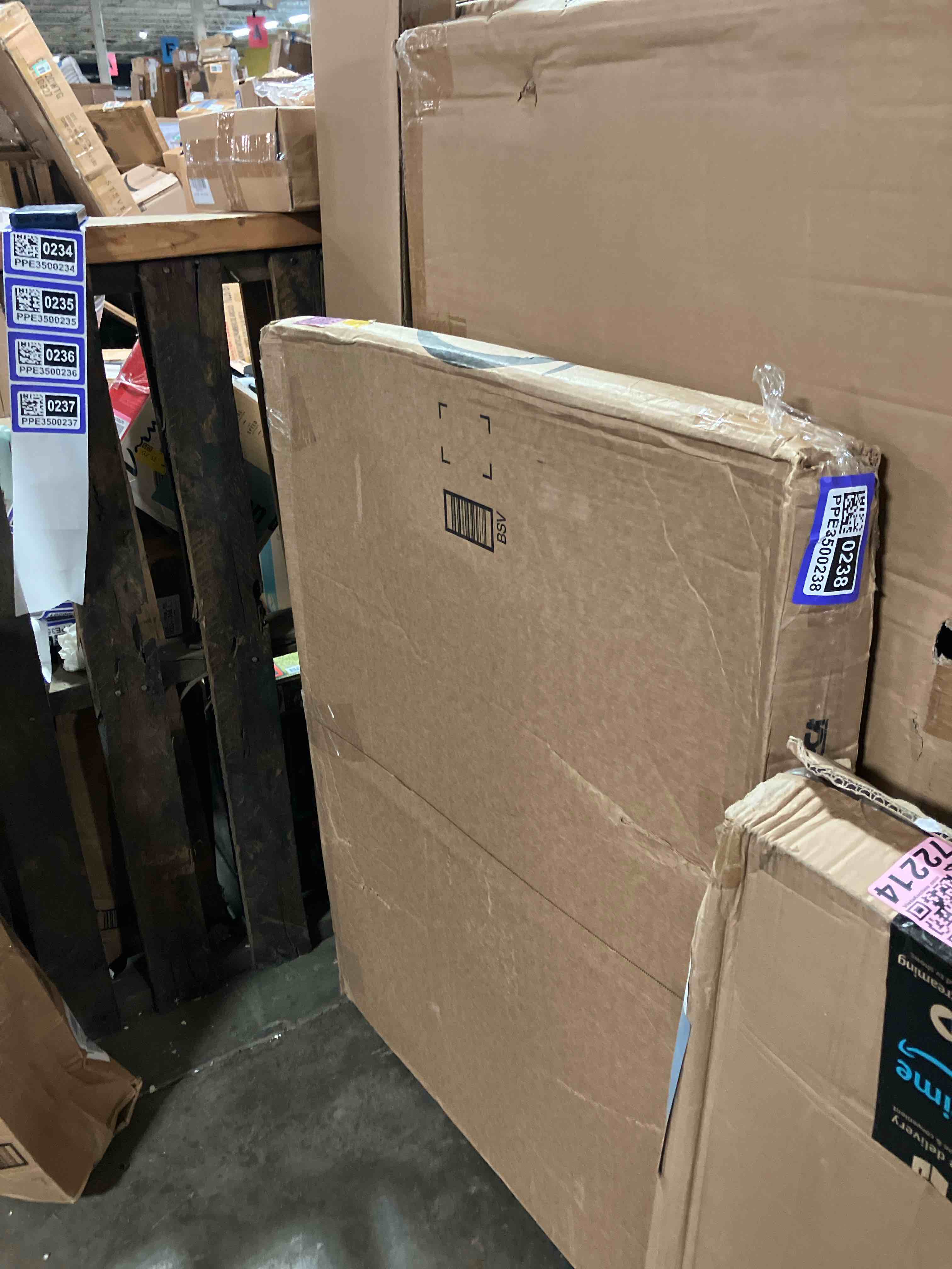https://s3.amazonaws.com/lotting-images-prod/phillipi/PPE3500238_1753365348964.jpeg
