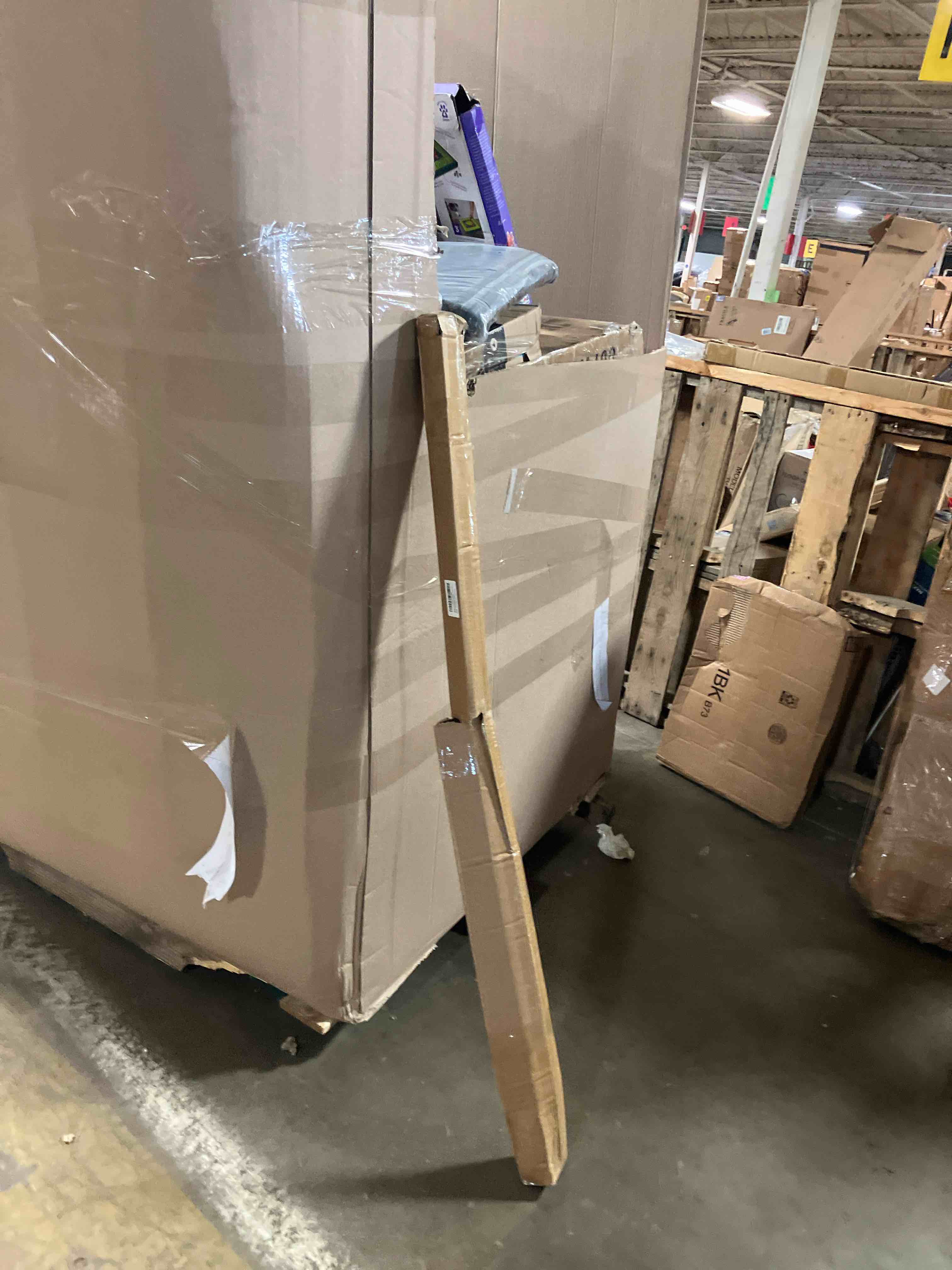 https://s3.amazonaws.com/lotting-images-prod/phillipi/PPE3500254_1753361757771.jpeg