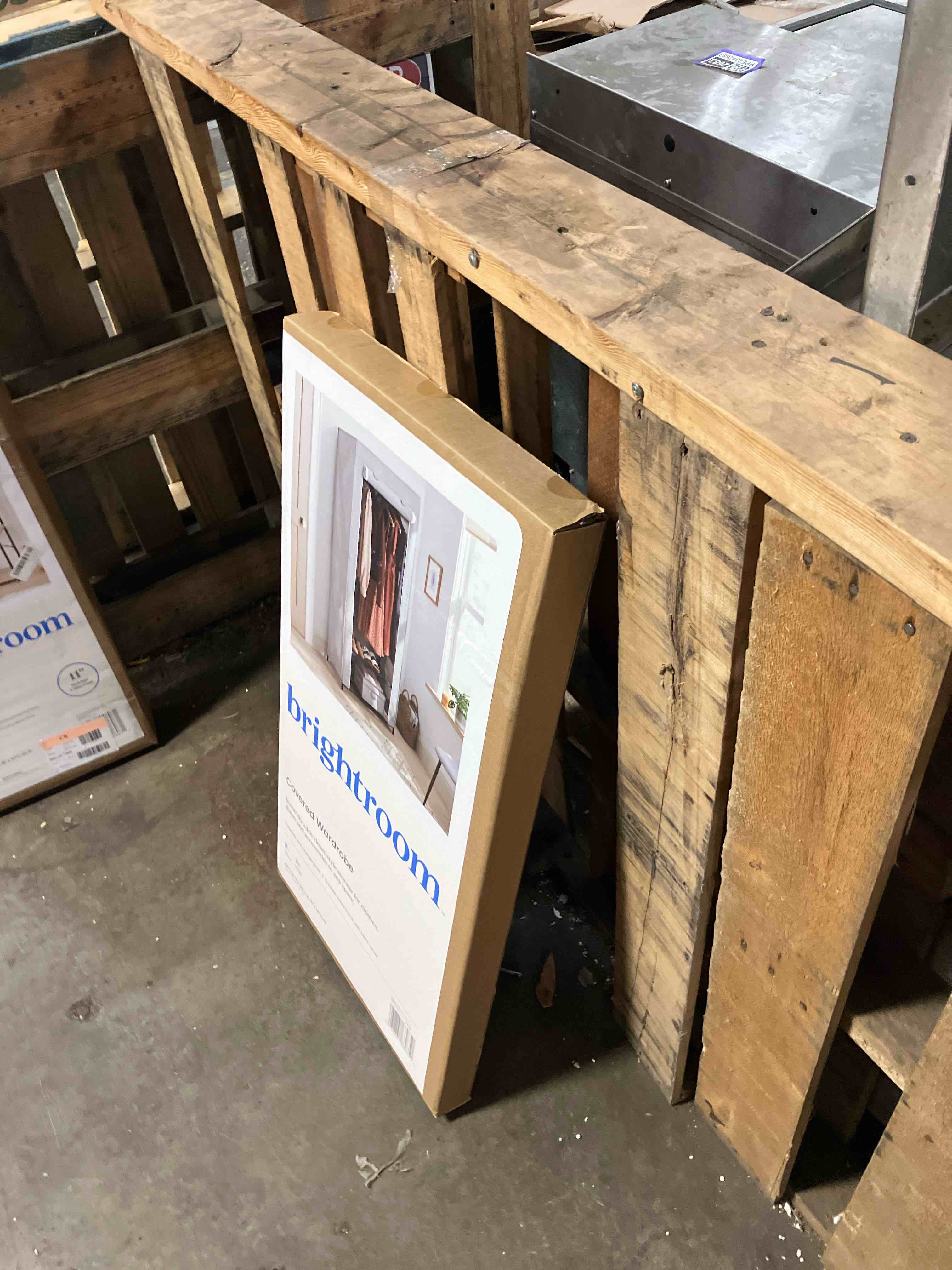 https://s3.amazonaws.com/lotting-images-prod/phillipi/PPE3500303_1753377257448.jpeg