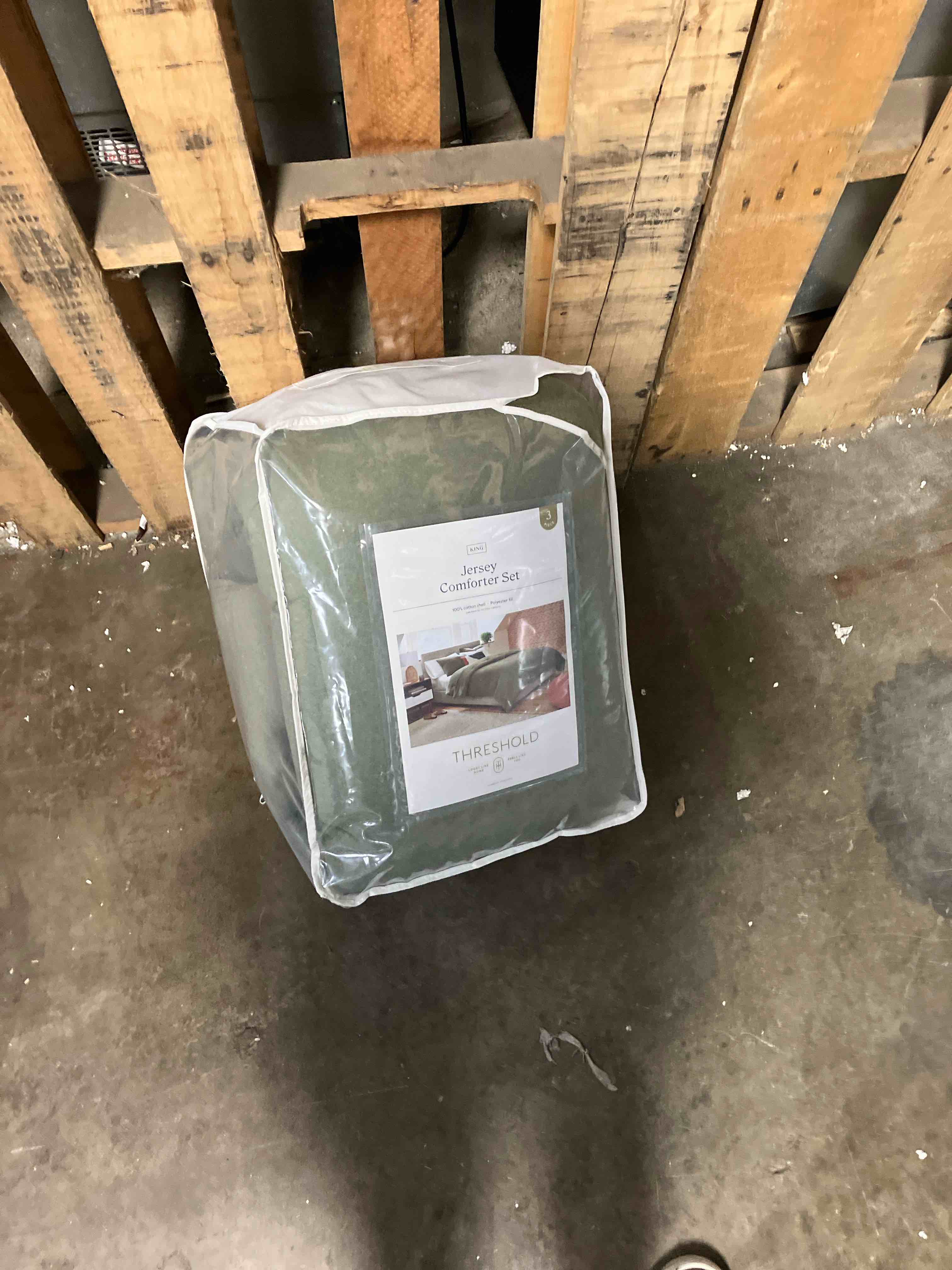 https://s3.amazonaws.com/lotting-images-prod/phillipi/PPE3500304_1753377416991.jpeg