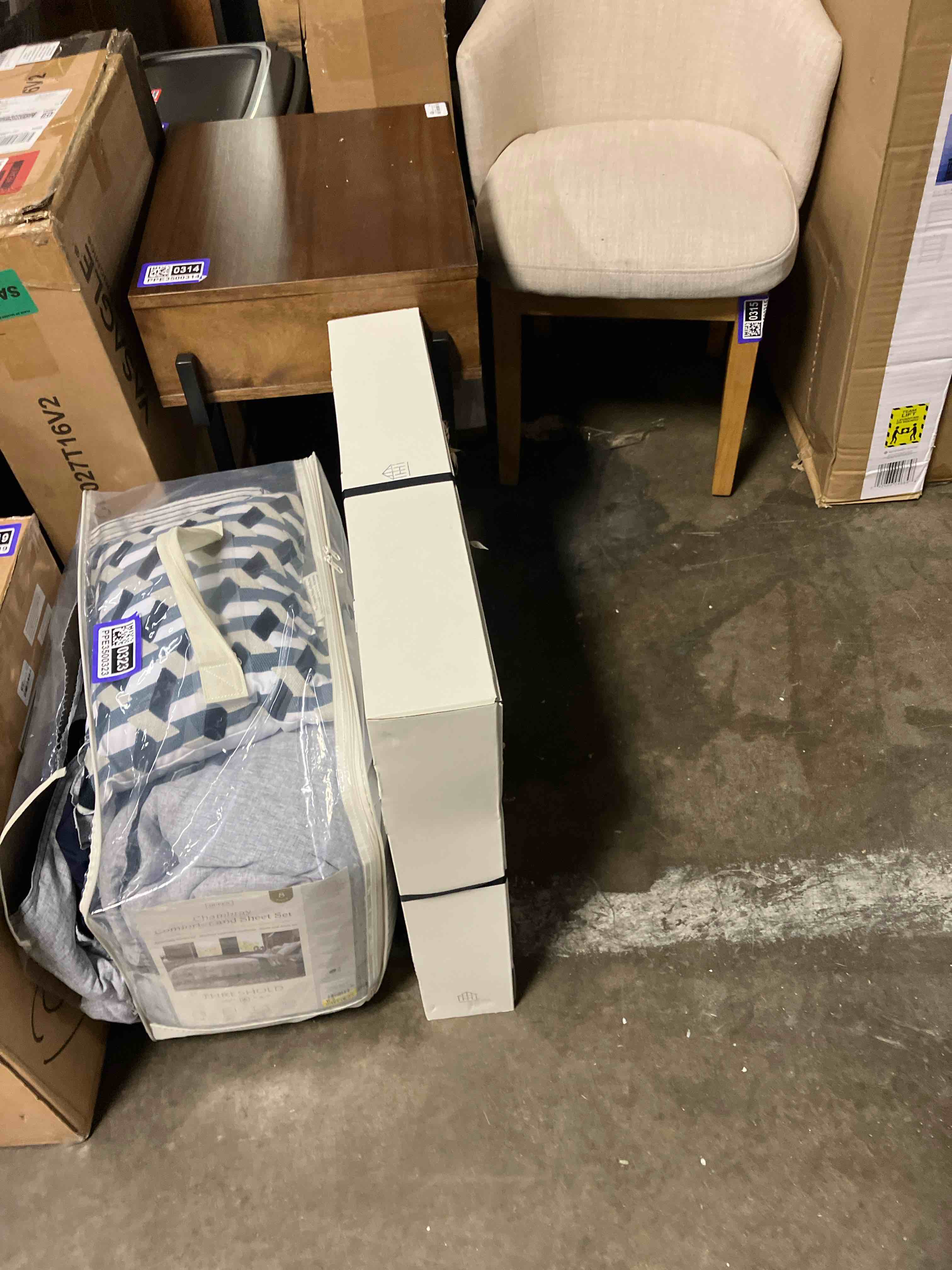 https://s3.amazonaws.com/lotting-images-prod/phillipi/PPE3500324_1753382203784.jpeg