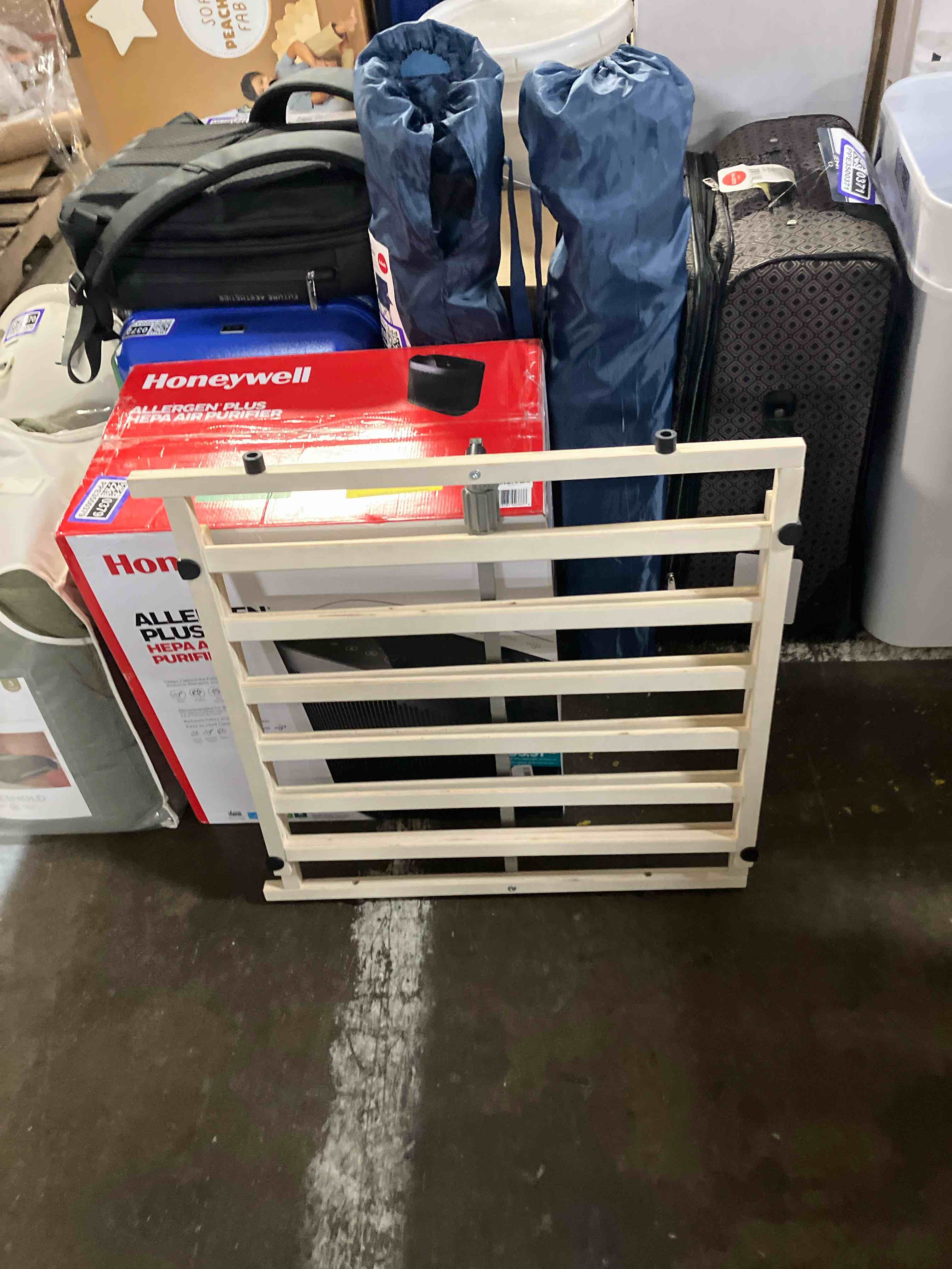 https://s3.amazonaws.com/lotting-images-prod/phillipi/PPE3500380_1753448398468.jpeg