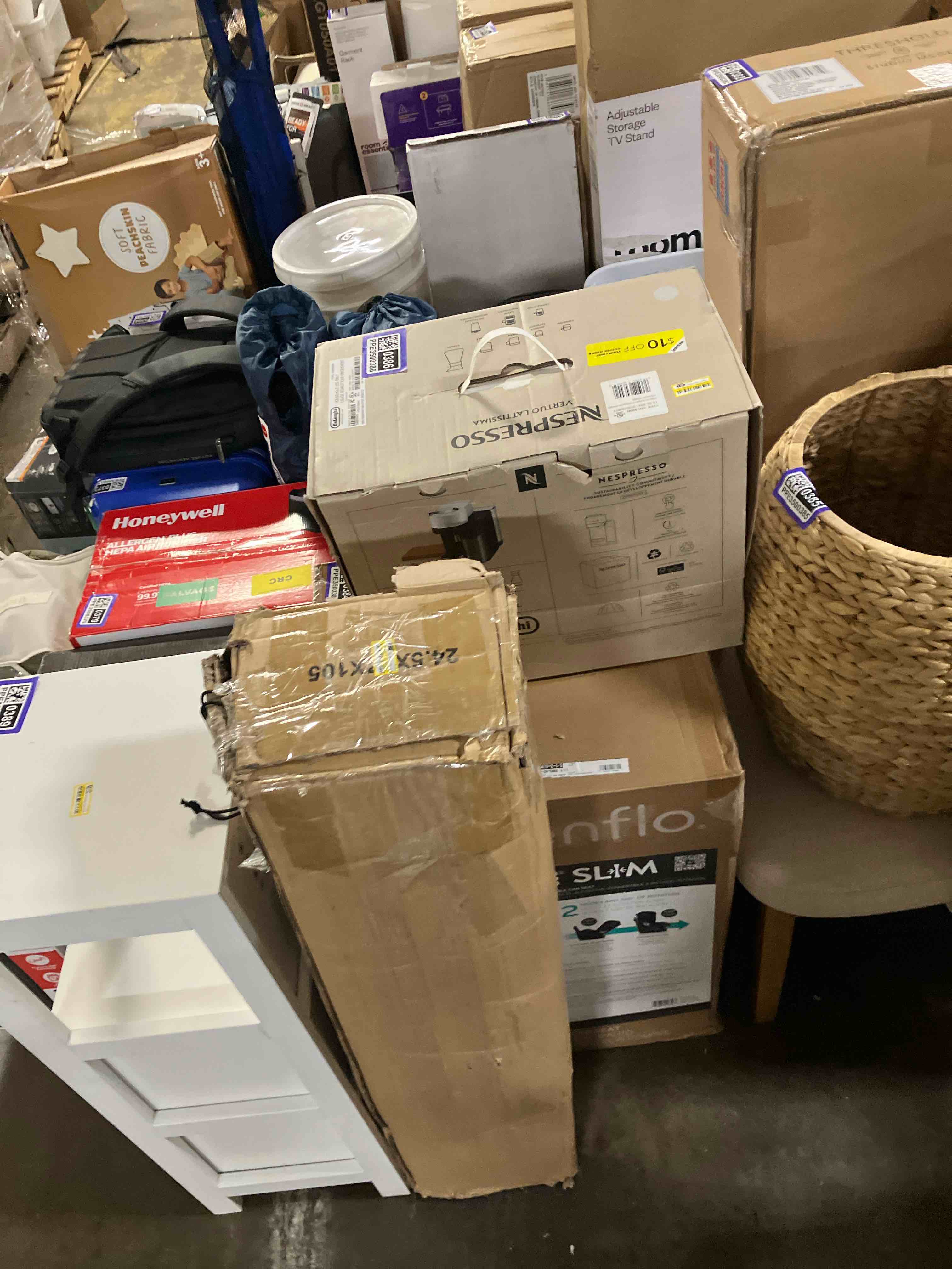 https://s3.amazonaws.com/lotting-images-prod/phillipi/PPE3500390_1753450444839.jpeg