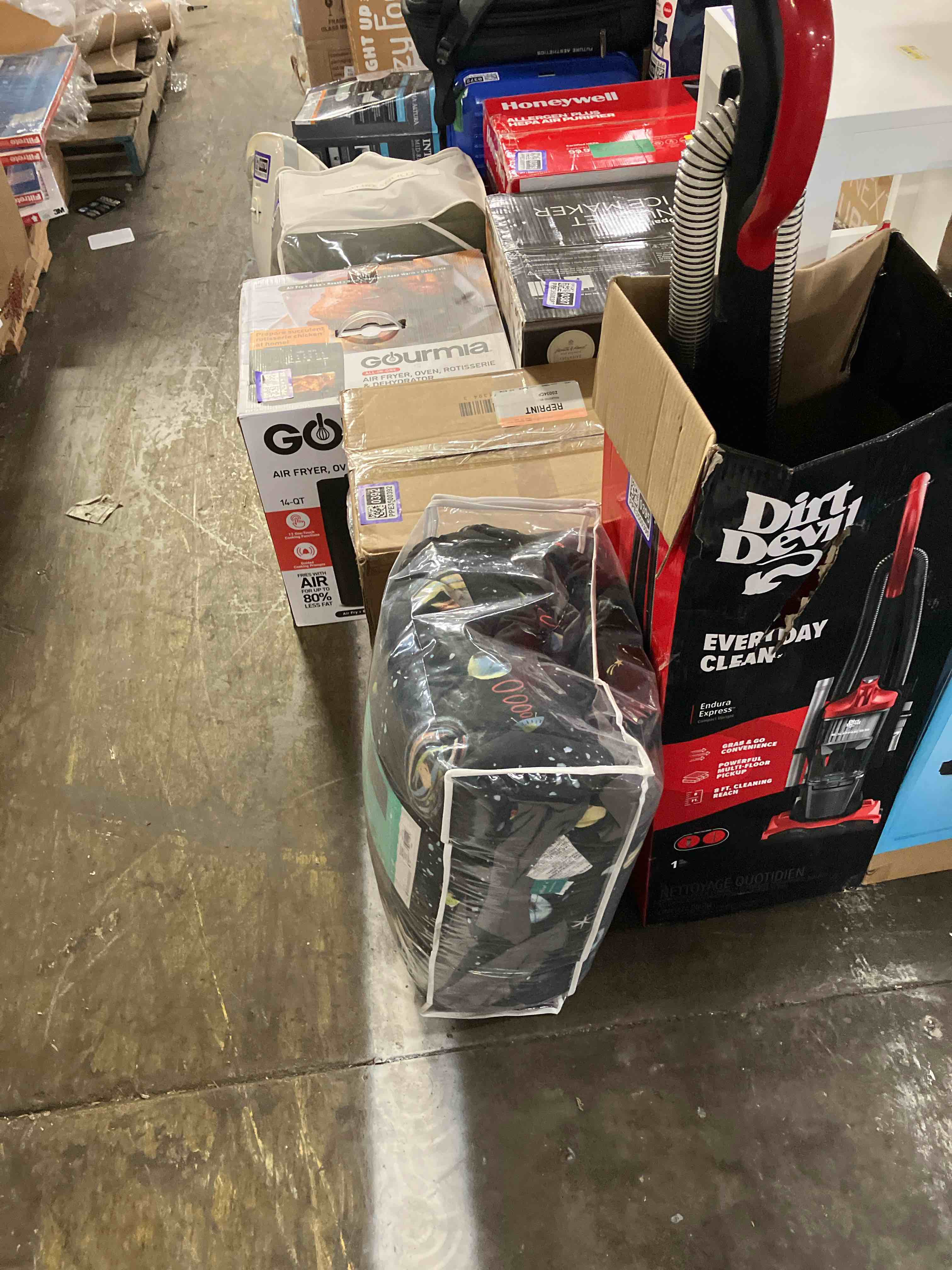 https://s3.amazonaws.com/lotting-images-prod/phillipi/PPE3500396_1753451289181.jpeg