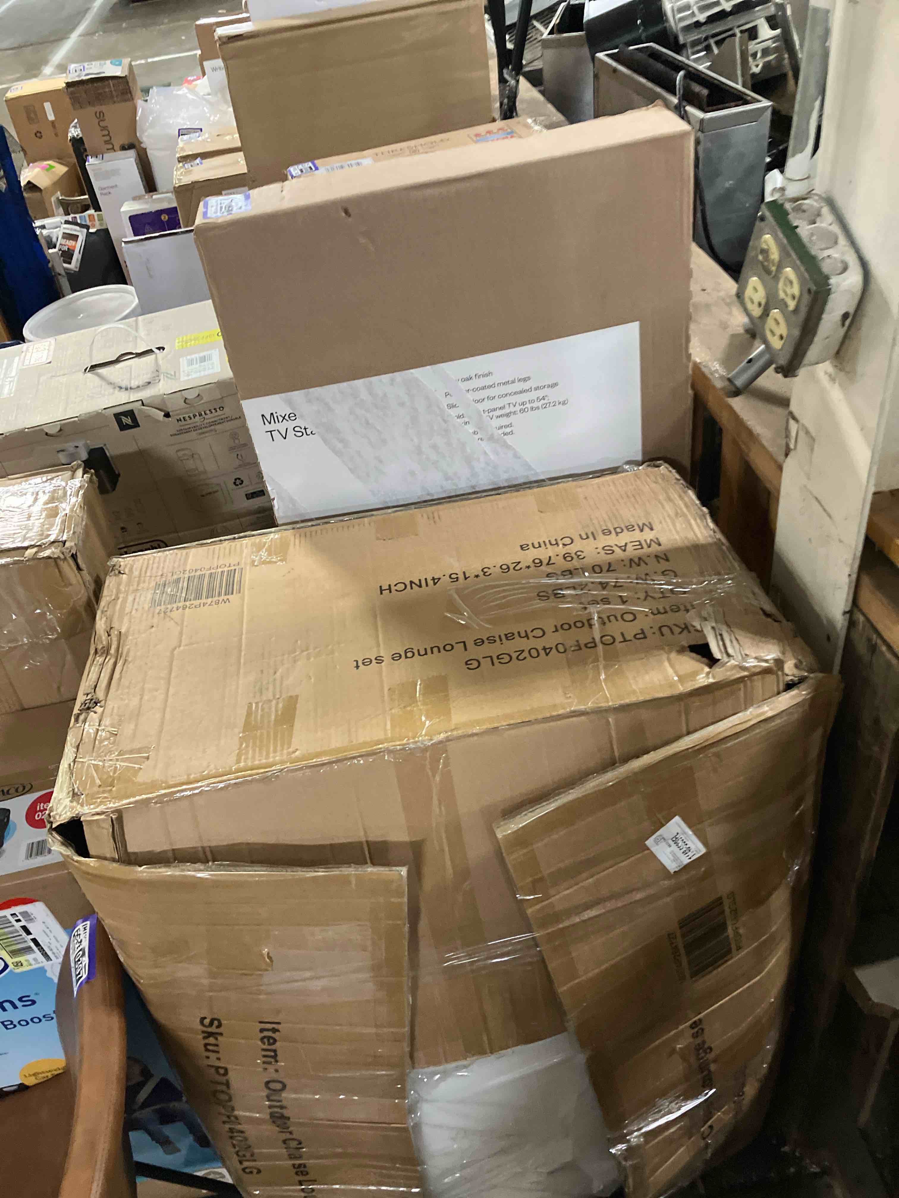 https://s3.amazonaws.com/lotting-images-prod/phillipi/PPE3500399_1753451860580.jpeg