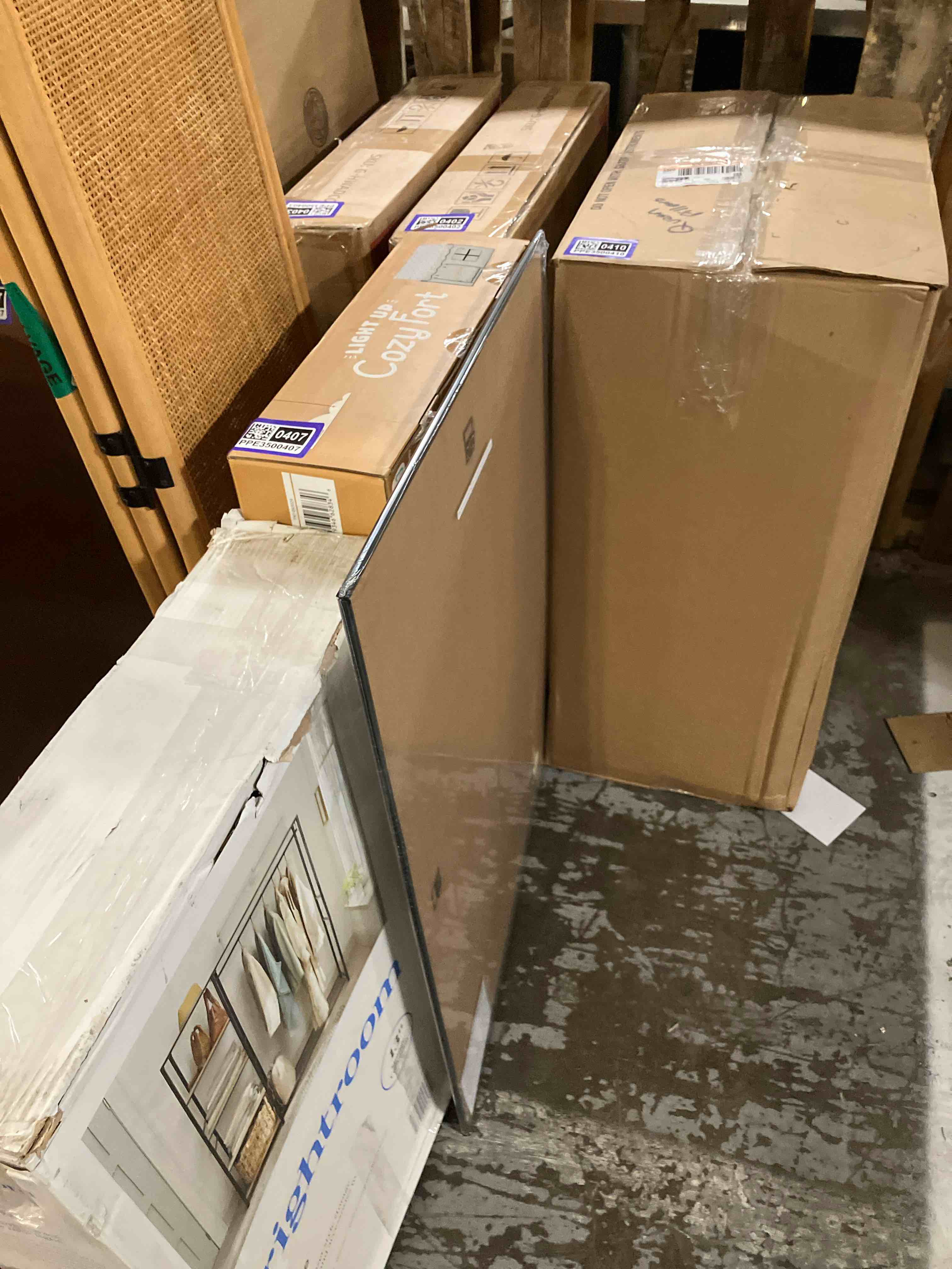 https://s3.amazonaws.com/lotting-images-prod/phillipi/PPE3500411_1753454171033.jpeg