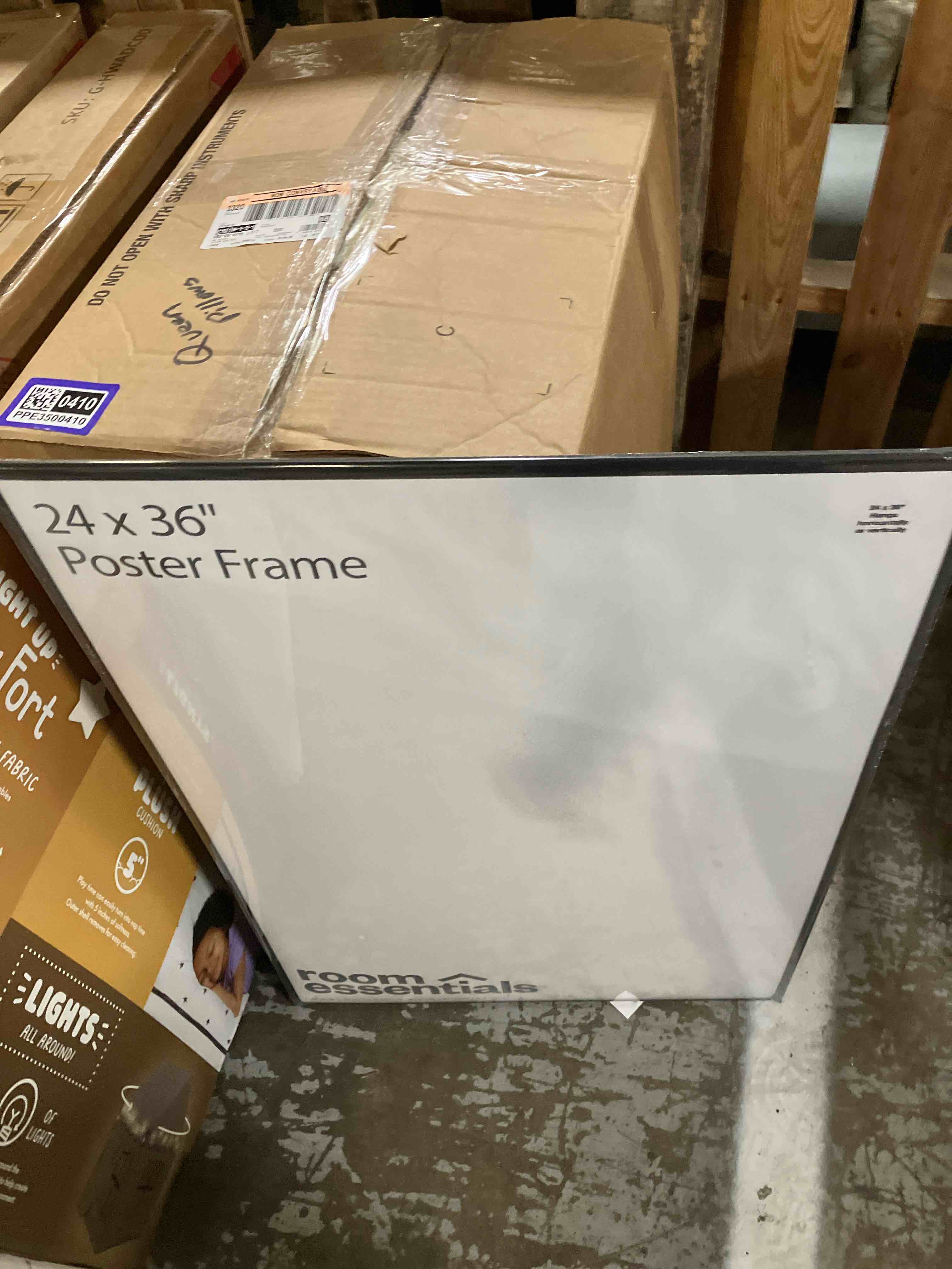 https://s3.amazonaws.com/lotting-images-prod/phillipi/PPE3500411_1753454220968.jpeg
