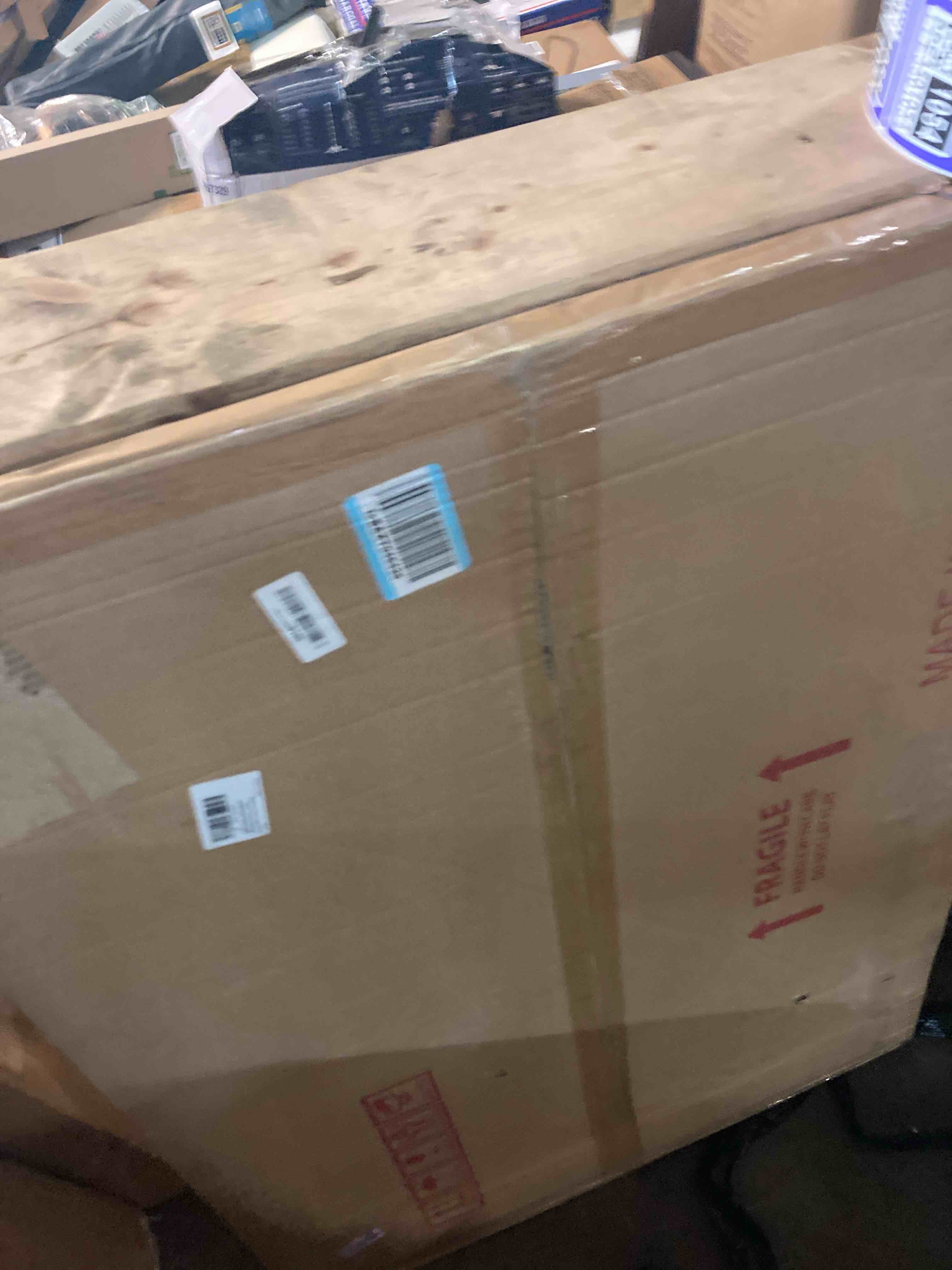 https://s3.amazonaws.com/lotting-images-prod/phillipi/PPE3501066_1753801427629.jpeg