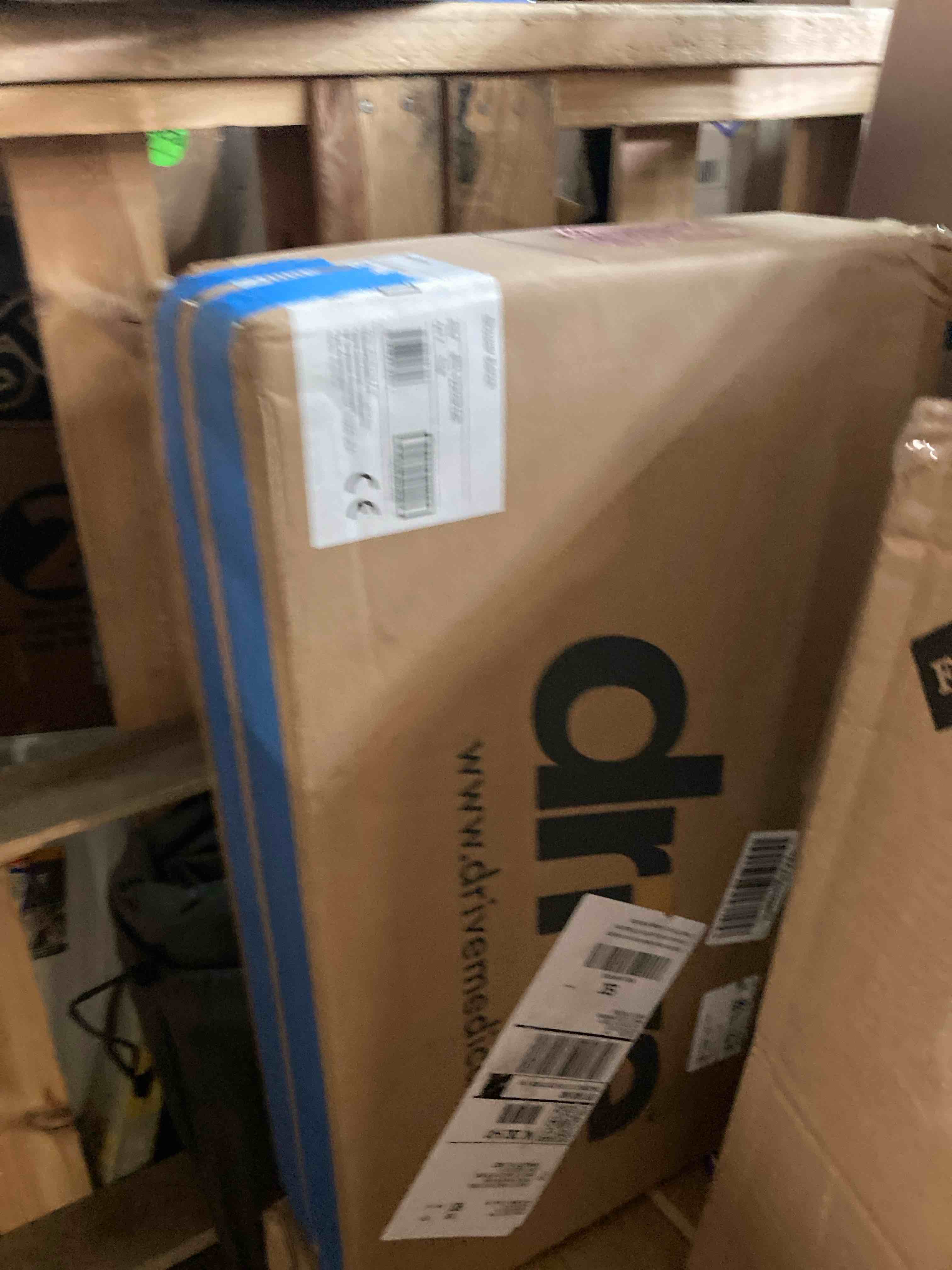 https://s3.amazonaws.com/lotting-images-prod/phillipi/PPE3501093_1753821105548.jpeg