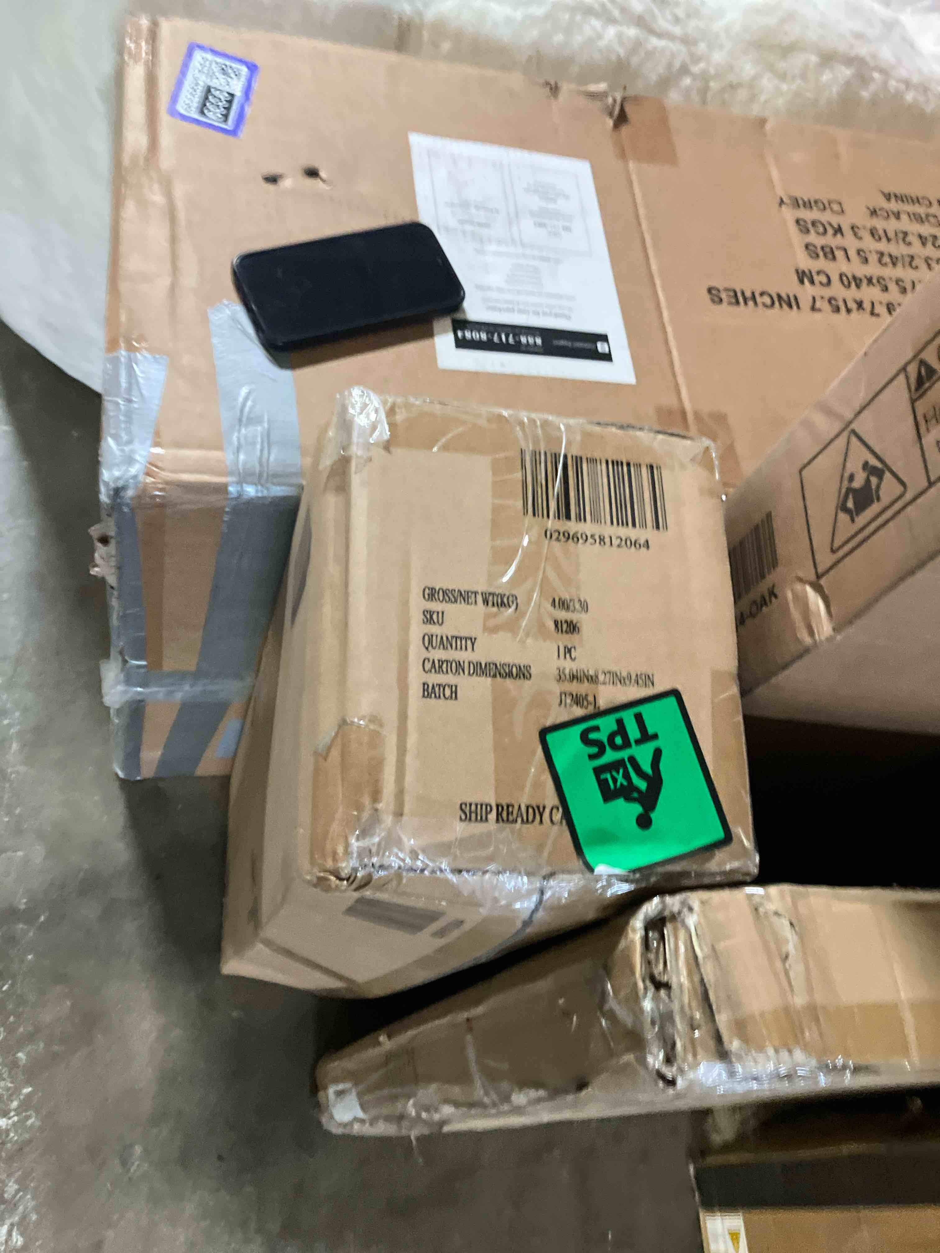 https://s3.amazonaws.com/lotting-images-prod/phillipi/PPE3501217_1754580048491.jpeg