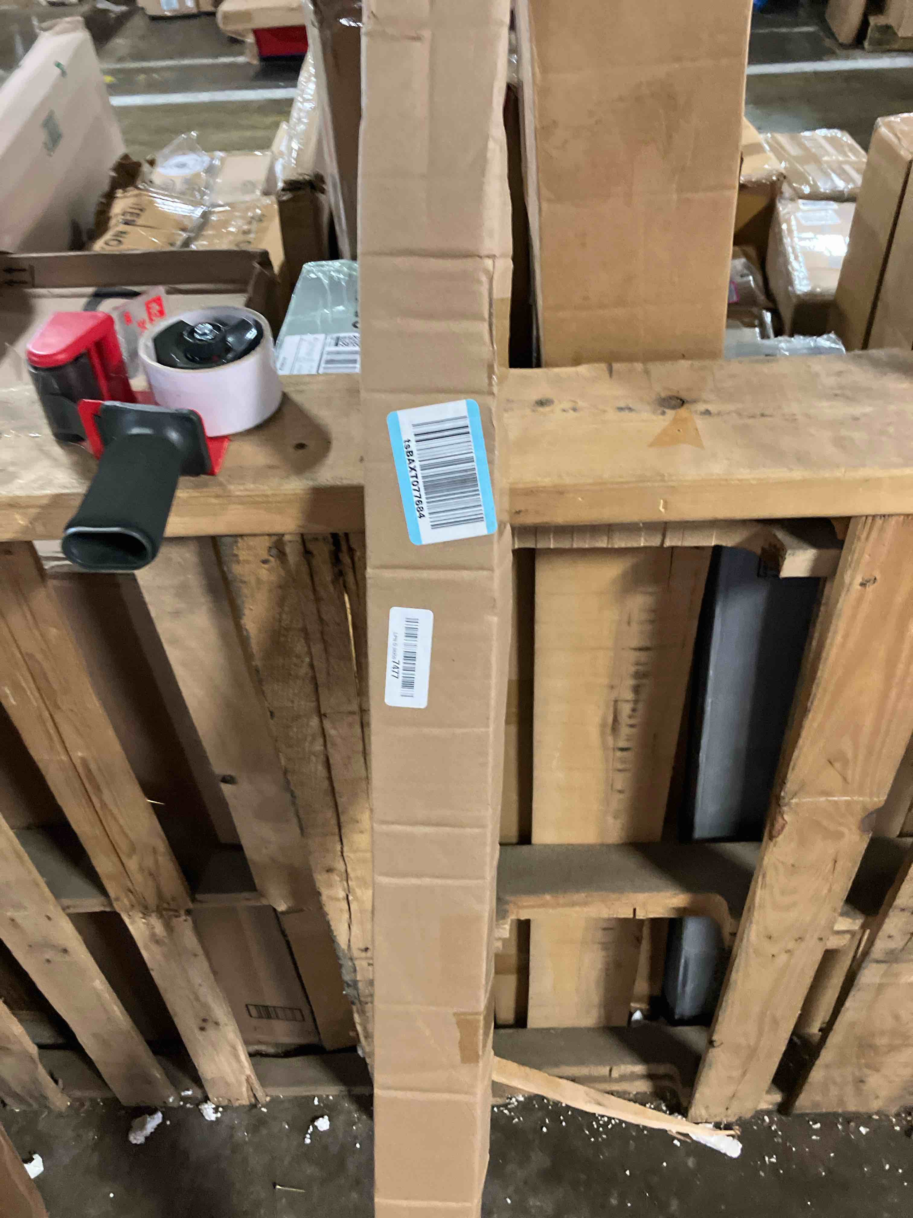 https://s3.amazonaws.com/lotting-images-prod/phillipi/PPE3501230_1753897613945.jpeg