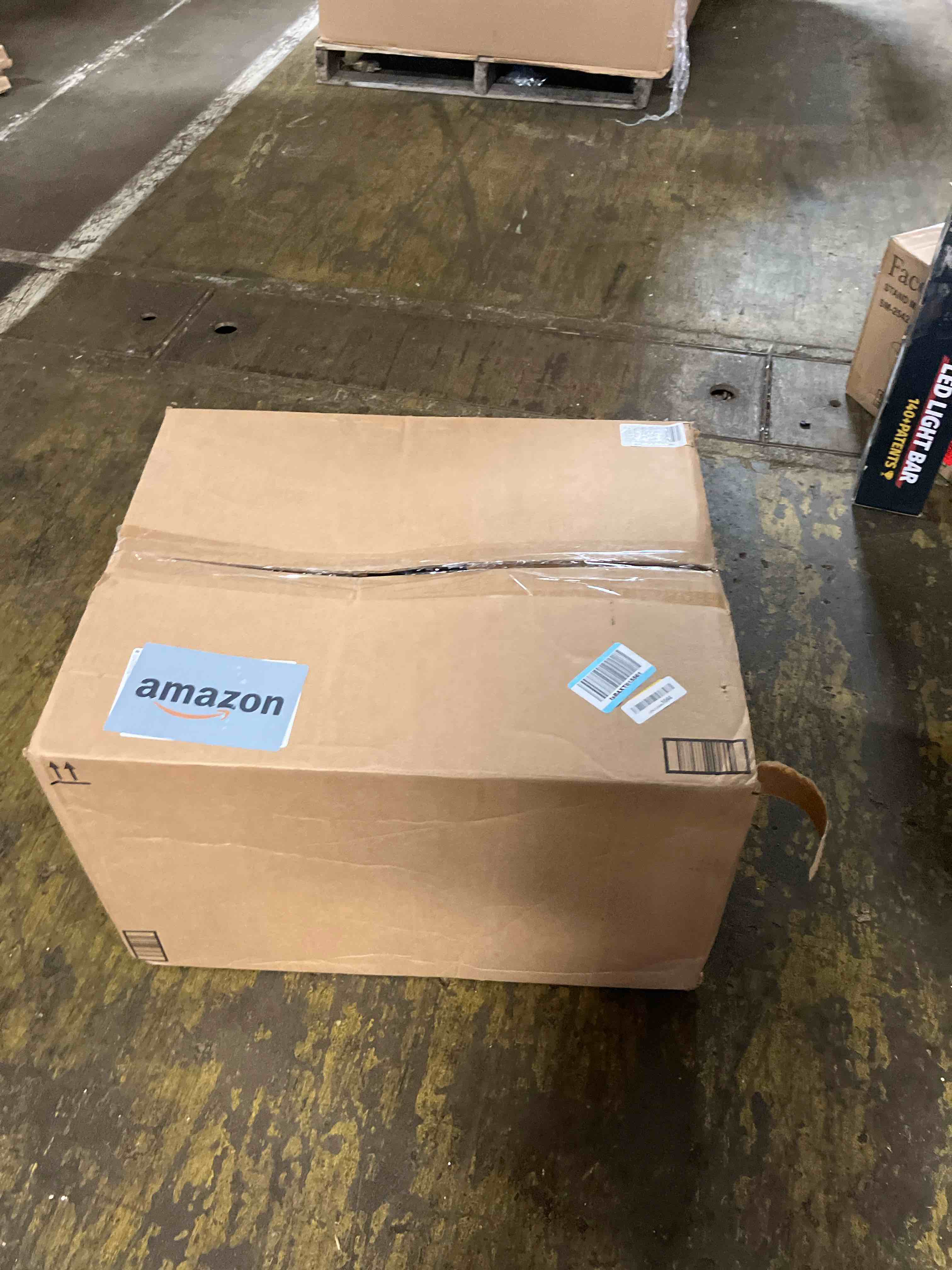 https://s3.amazonaws.com/lotting-images-prod/phillipi/PPE3501243_1753895855265.jpeg