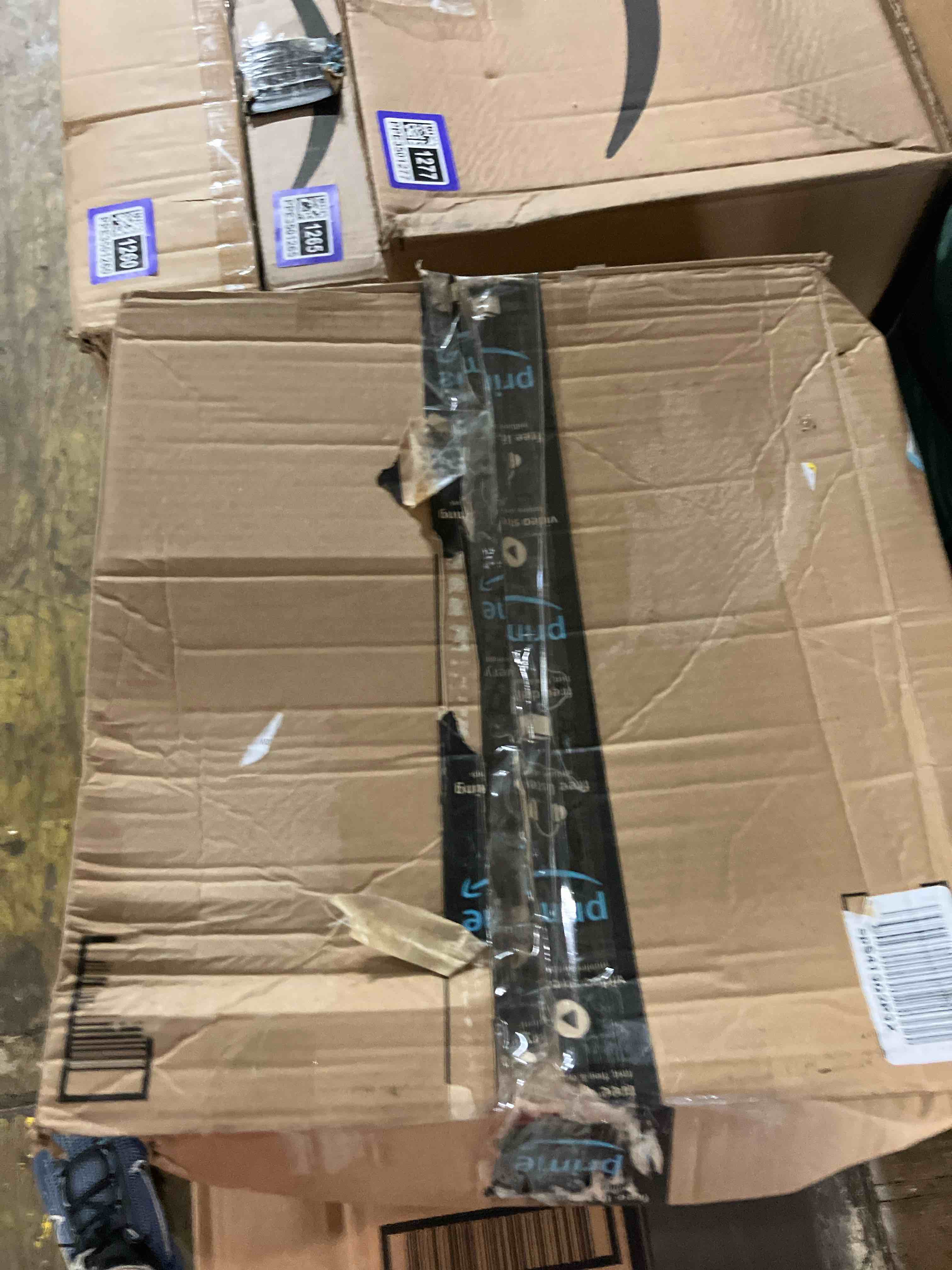 https://s3.amazonaws.com/lotting-images-prod/phillipi/PPE3501250_1753893210341.jpeg