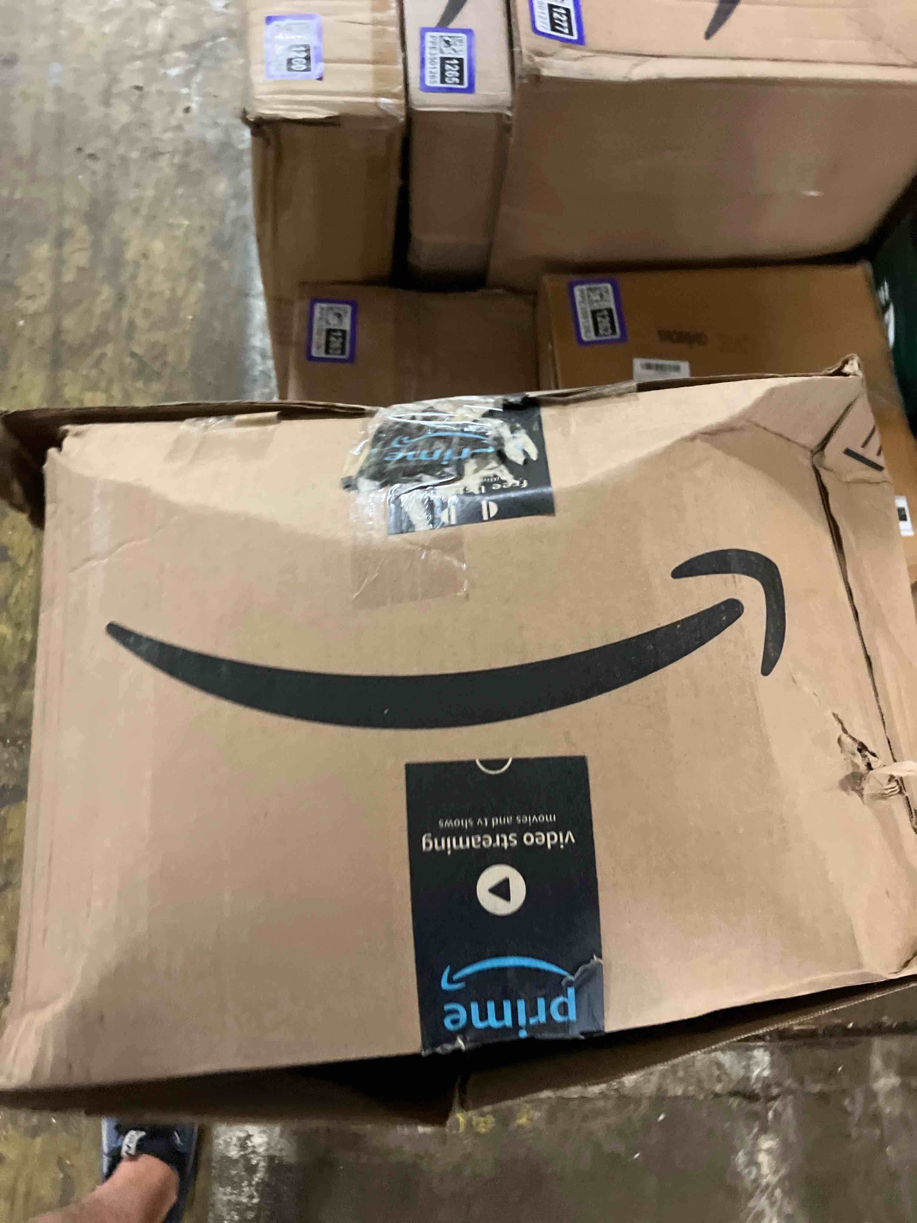 https://s3.amazonaws.com/lotting-images-prod/phillipi/PPE3501250_1753893213629.jpeg