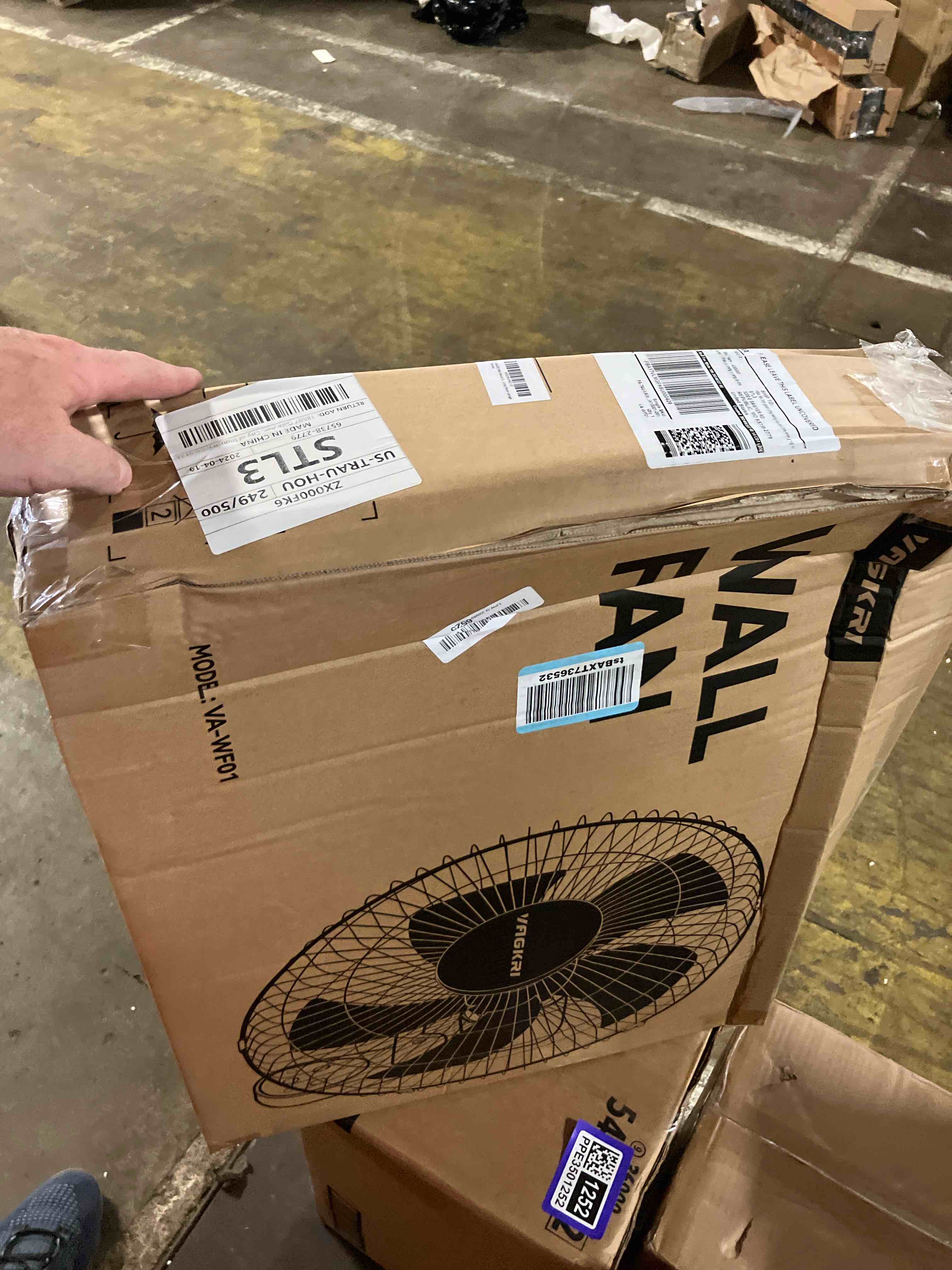 https://s3.amazonaws.com/lotting-images-prod/phillipi/PPE3501251_1753893088304.jpeg