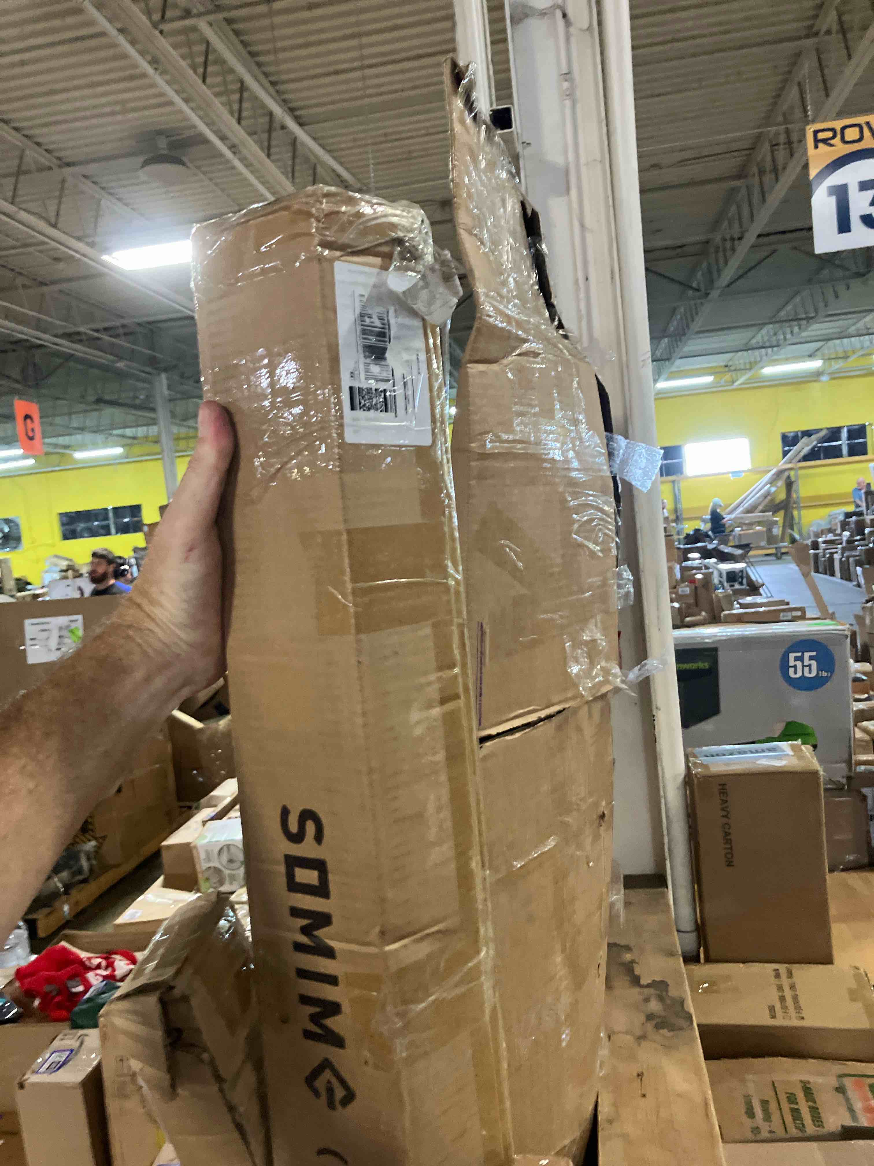 https://s3.amazonaws.com/lotting-images-prod/phillipi/PPE3501261_1753898759581.jpeg